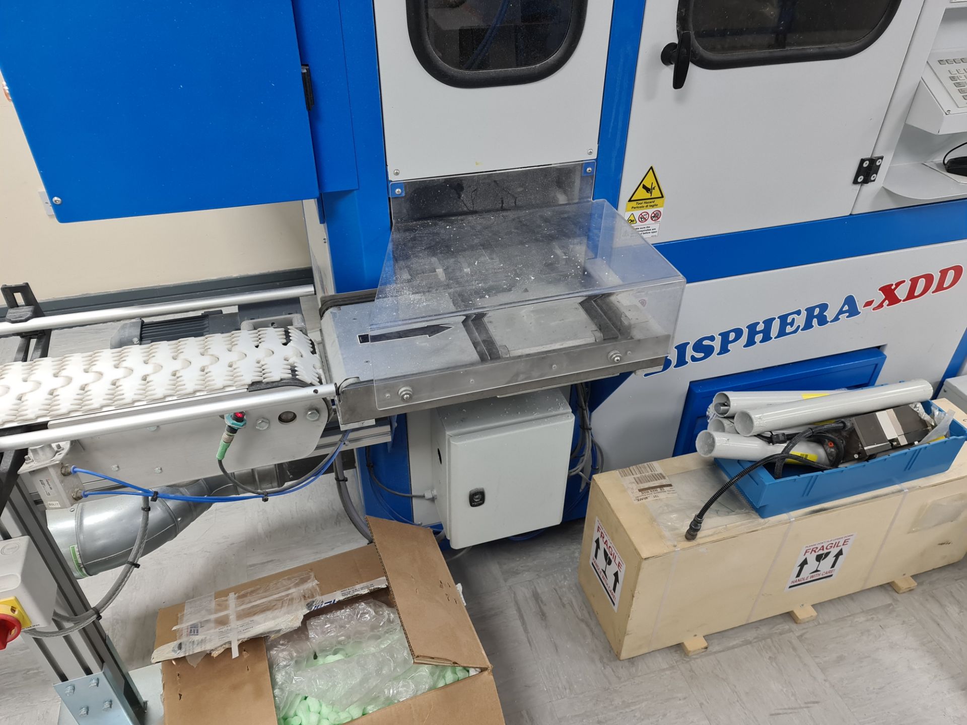 MEI BISPHERA-XDD lens cutting machinery. This lot consists of 2 x 2014 MEI System BISPHERA-XDD TBA l - Image 16 of 127