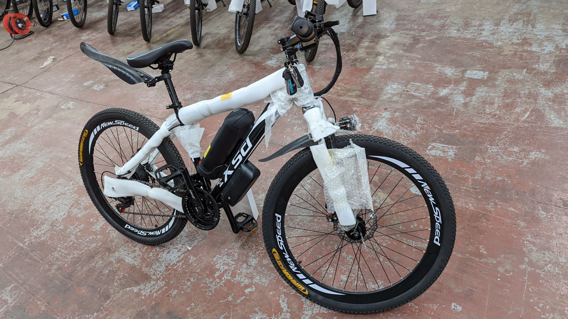 XSD FTX Sport MTB 7.5 Racing electric bike with Shimano Tourney TZ gears. Includes 36v 12AH battery, - Image 11 of 24