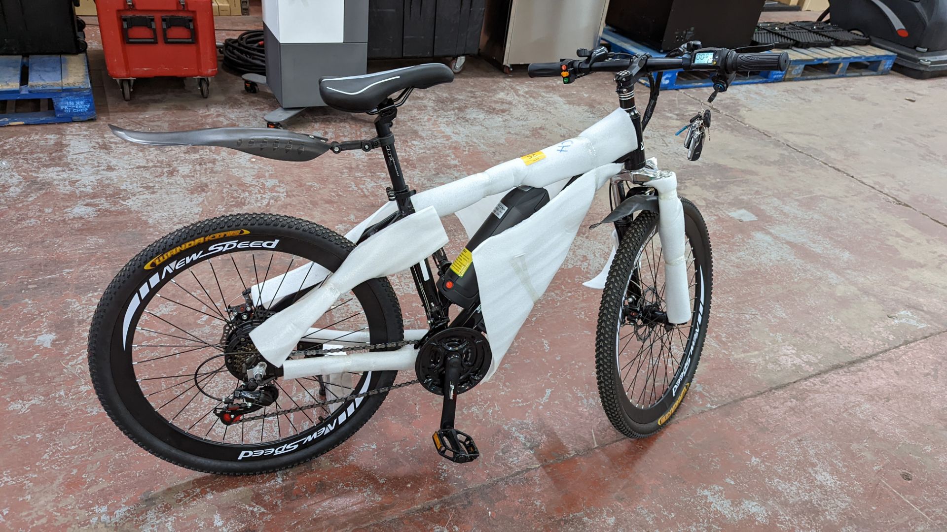 XSD FTX Sport MTB 7.5 Racing electric bike with Shimano Tourney TZ gears. Includes 36v 12AH battery, - Image 8 of 18