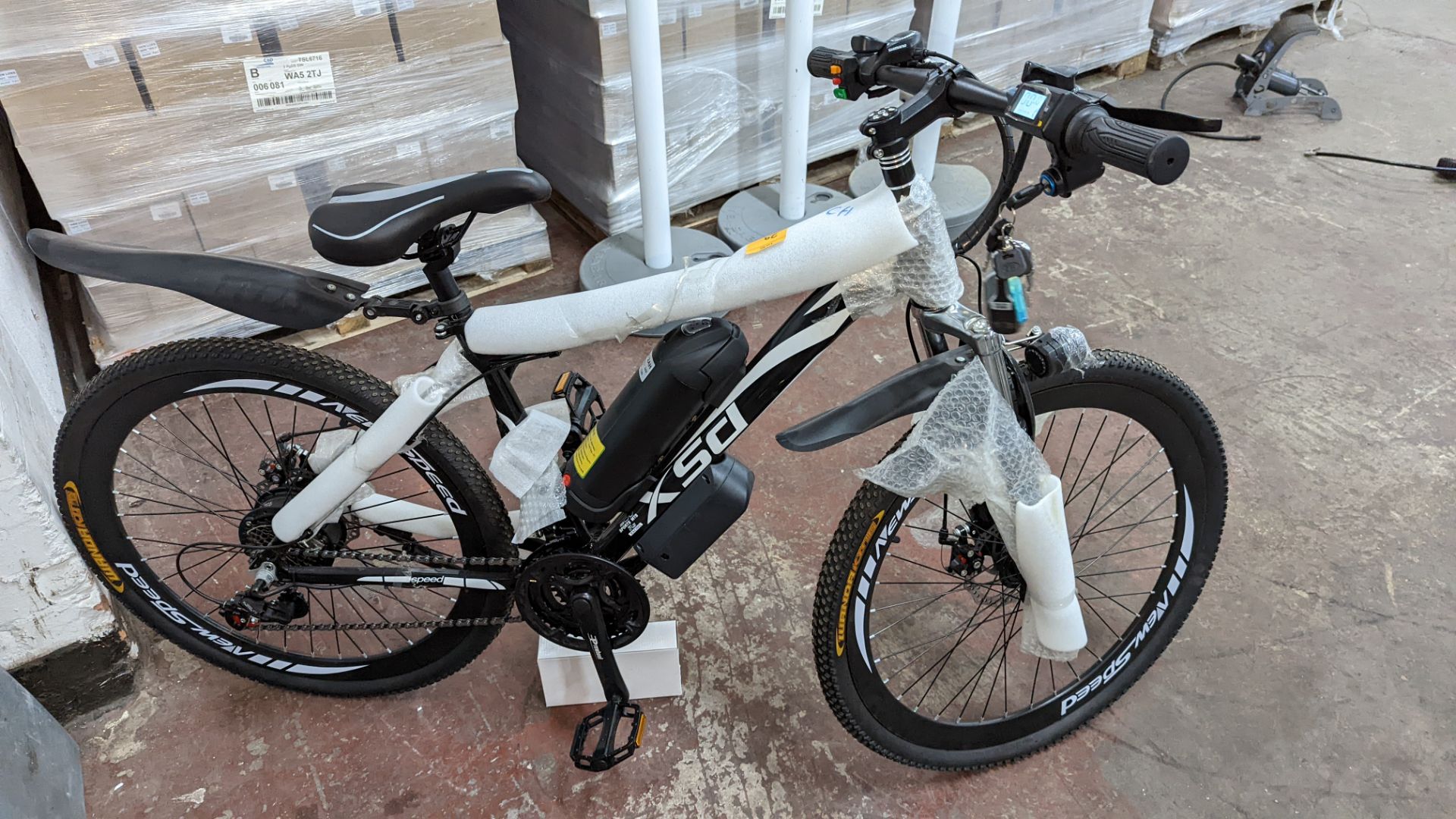 XSD FTX Sport MTB 7.5 Racing electric bike with Shimano Tourney TZ gears. Includes 36v 12AH battery, - Image 9 of 16