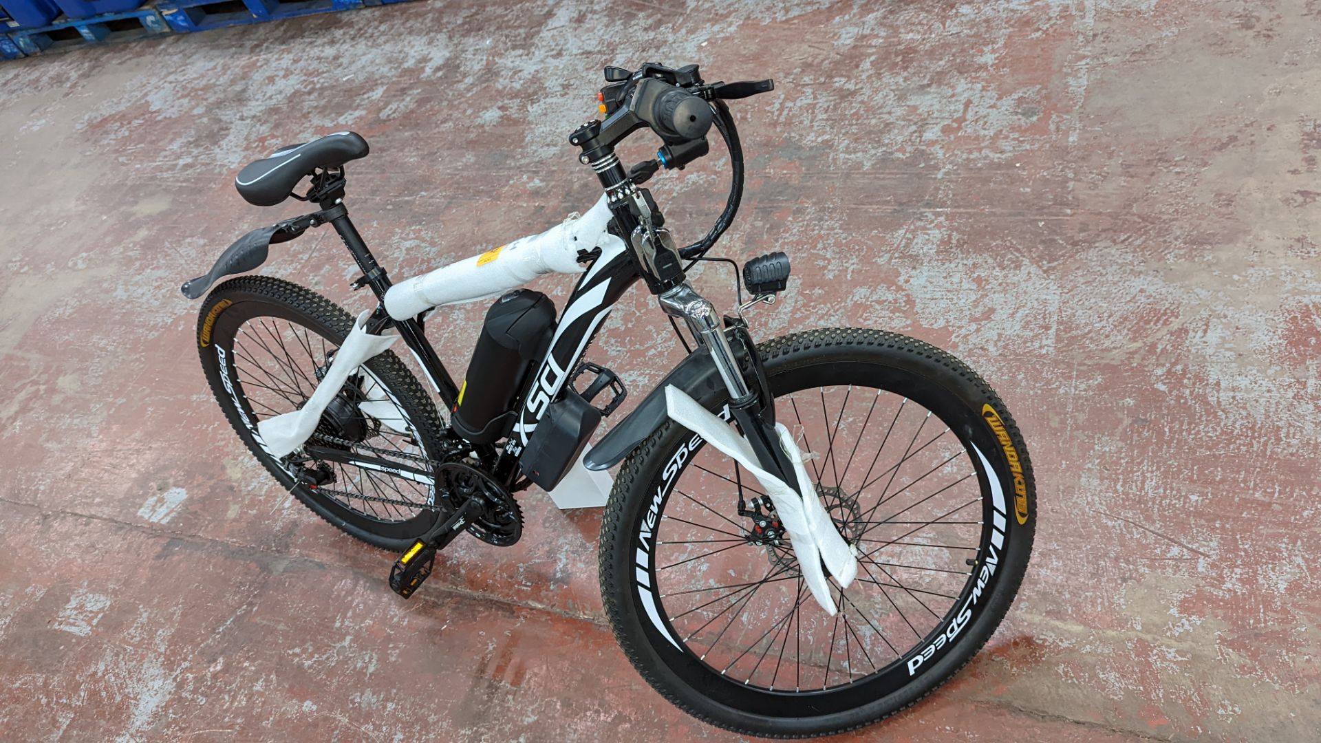 XSD FTX Sport MTB 7.5 Racing electric bike with Shimano Tourney TZ gears. Includes 36v 12AH battery, - Image 7 of 19