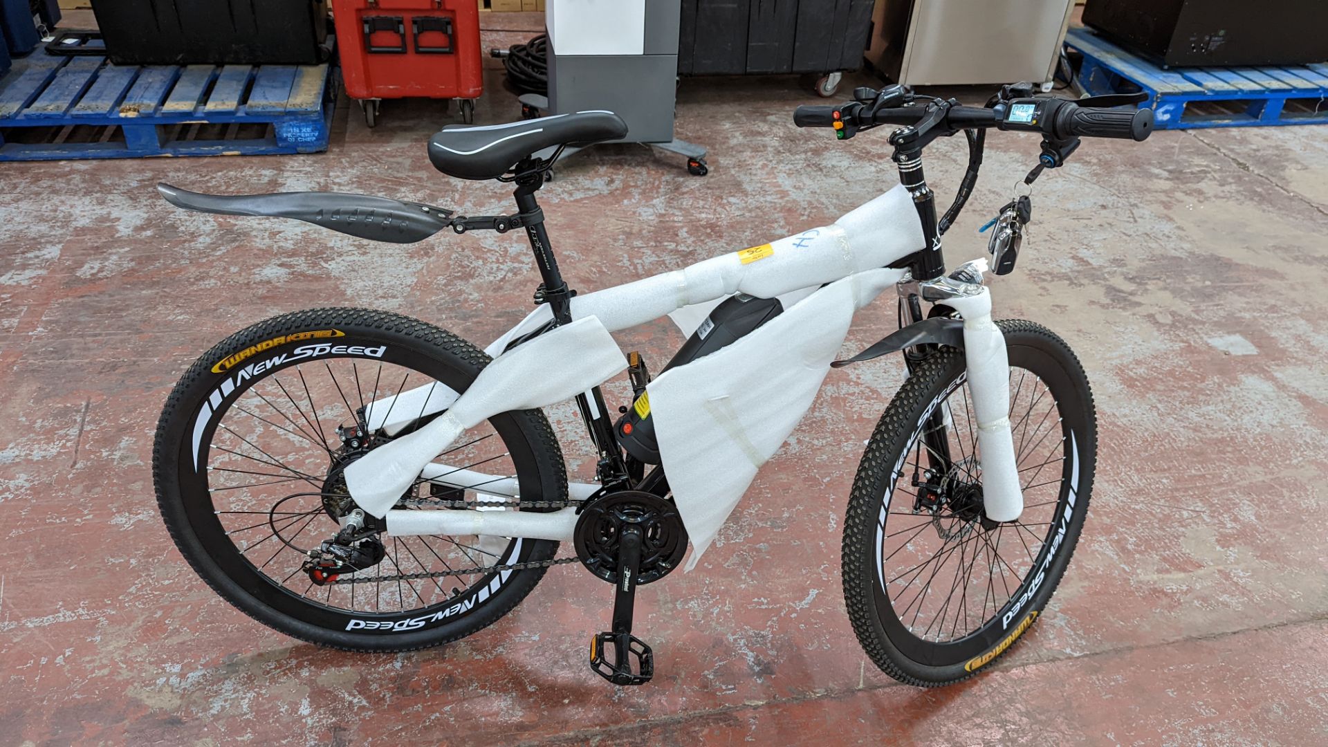 XSD FTX Sport MTB 7.5 Racing electric bike with Shimano Tourney TZ gears. Includes 36v 12AH battery, - Image 7 of 18