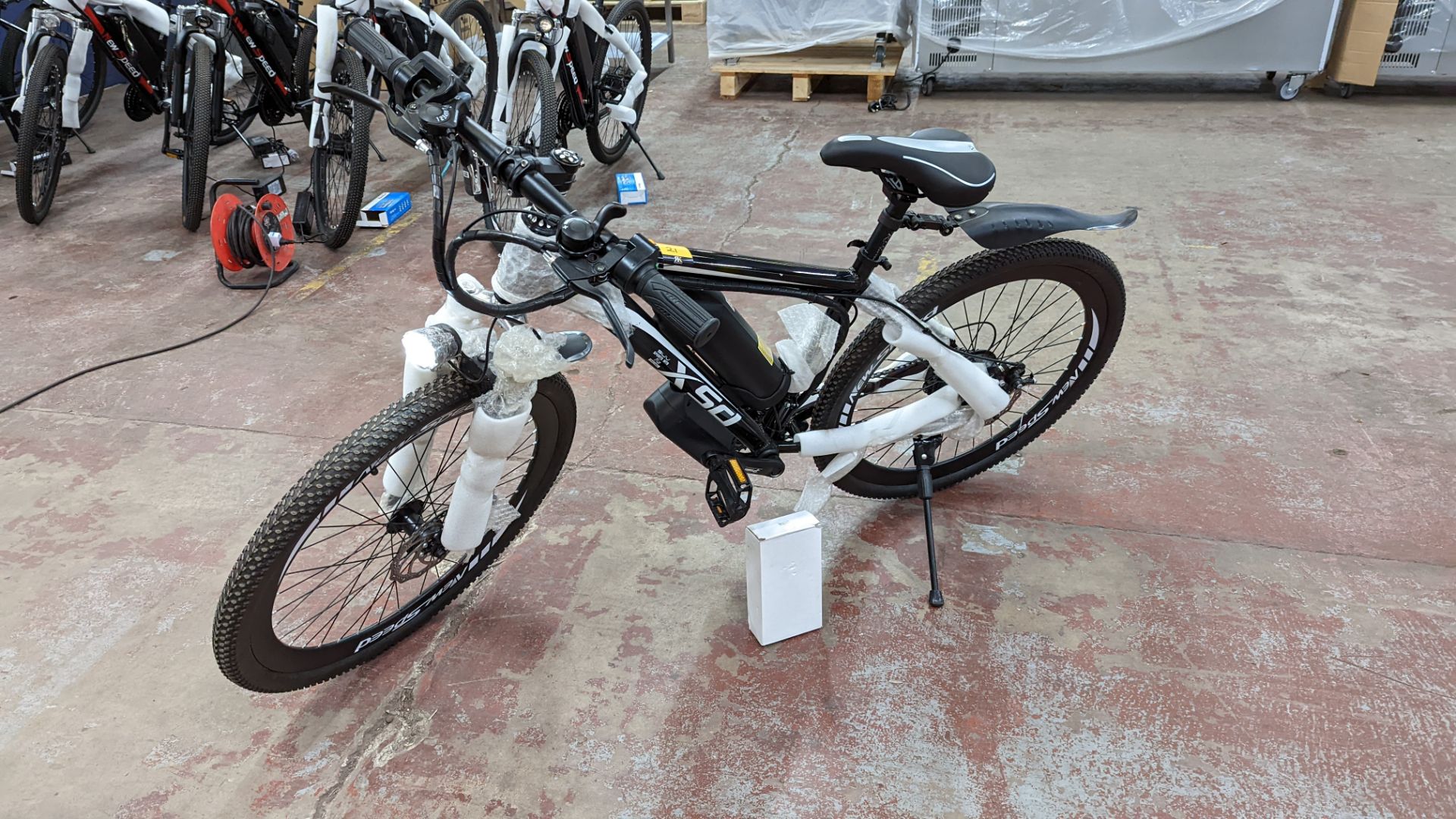 XSD FTX Sport MTB 7.5 Racing electric bike with Shimano Tourney TZ gears. Includes 36v 12AH battery, - Image 2 of 26