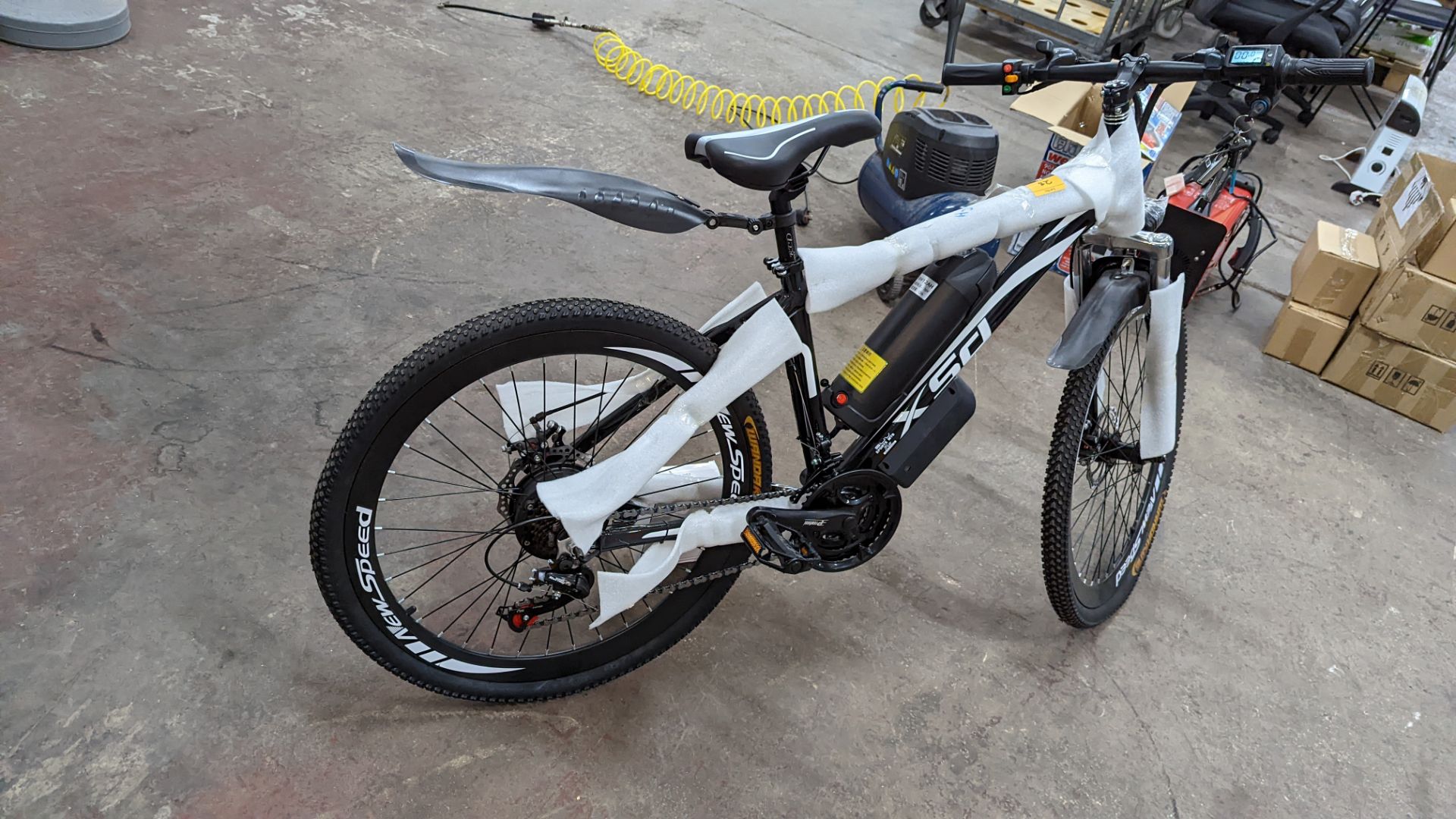 XSD FTX Sport MTB 7.5 Racing electric bike with Shimano Tourney TZ gears. Includes 36v 12AH battery, - Image 6 of 22
