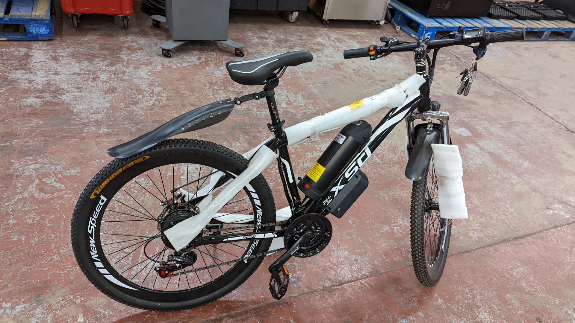 XSD FTX Sport MTB 7.5 Racing electric bike with Shimano Tourney TZ gears. Includes 36v 12AH battery, - Image 9 of 19