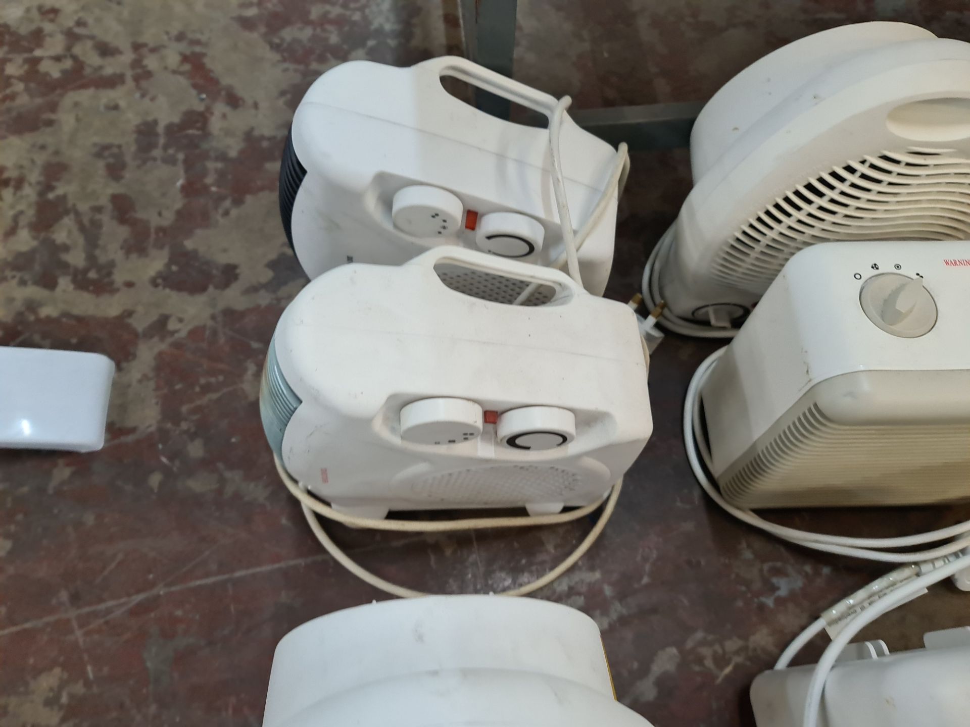 6 off assorted small fan heaters - Image 7 of 9