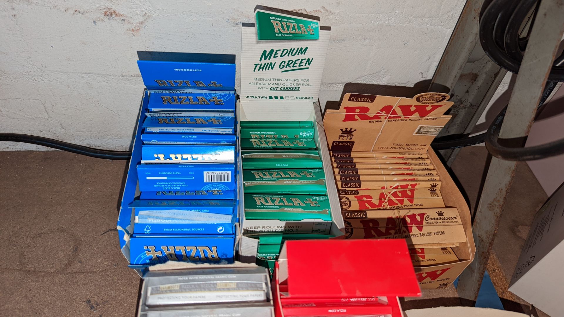 9 boxes of Rizla & other cigarette papers NB. Most of the boxes are only part full - Image 5 of 5