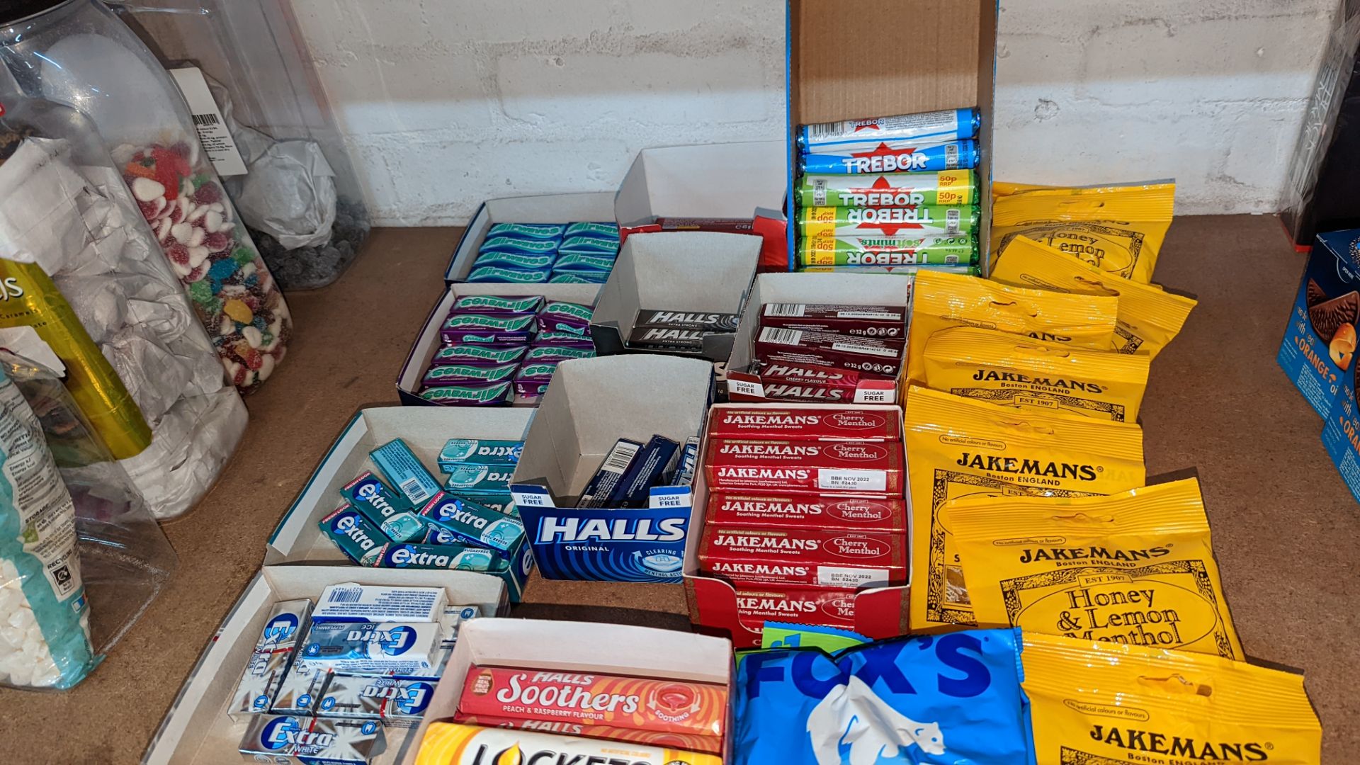 Quantity of assorted chewing gum, menthol sweets, soothing sweets & more - Image 8 of 8