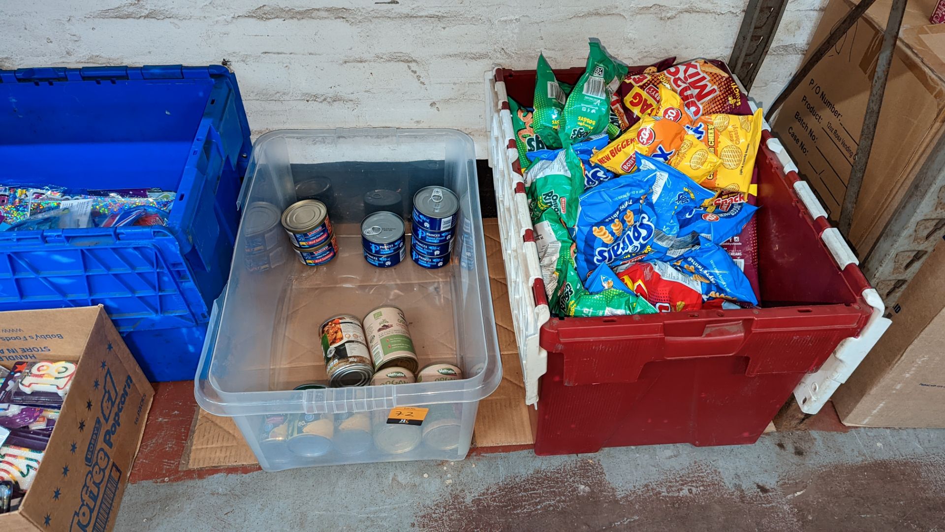 Mixed food lot comprising the contents of a crate of canned food & the contents of a crate of crisps - Image 3 of 10