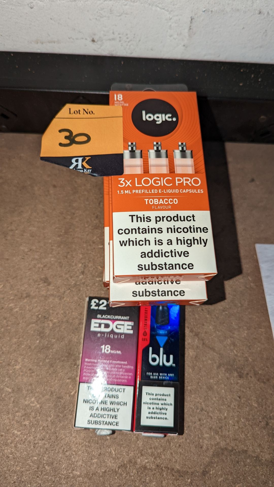Mixed vape lot comprising 5 off Logic Pro pre-filled capsule triple packs plus 1 off Blu Strawberry - Image 2 of 4