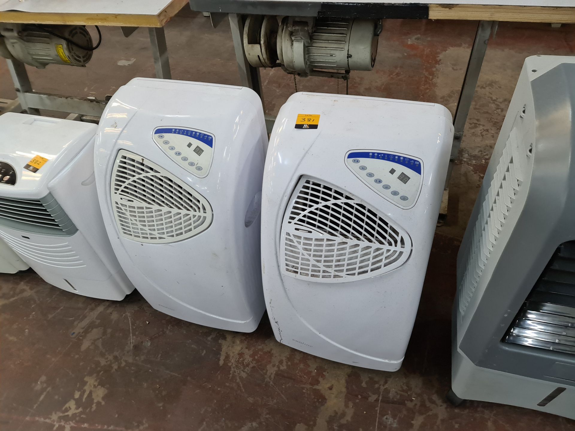 2 off air conditioning units