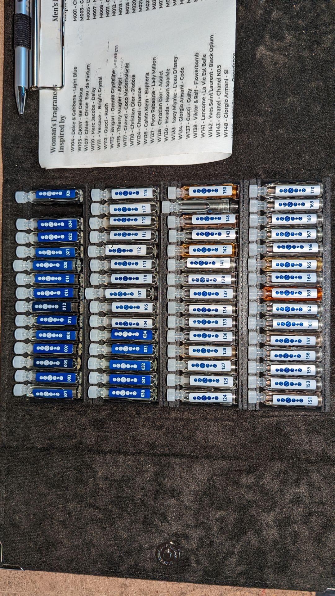 Essens samples case. This lot comprises 59 sample bottles plus index card, in presentation wallet - Image 4 of 5