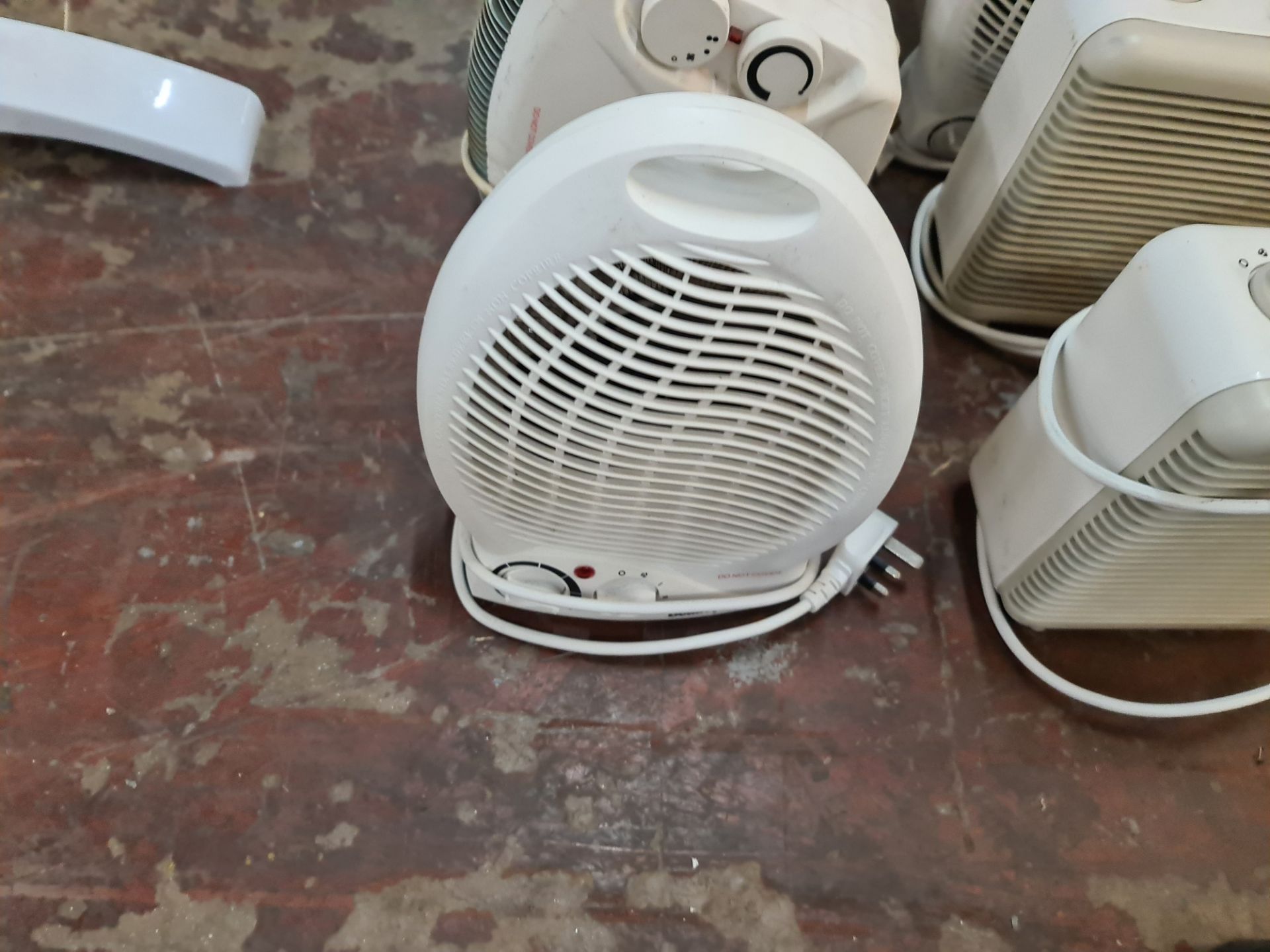 6 off assorted small fan heaters - Image 4 of 9