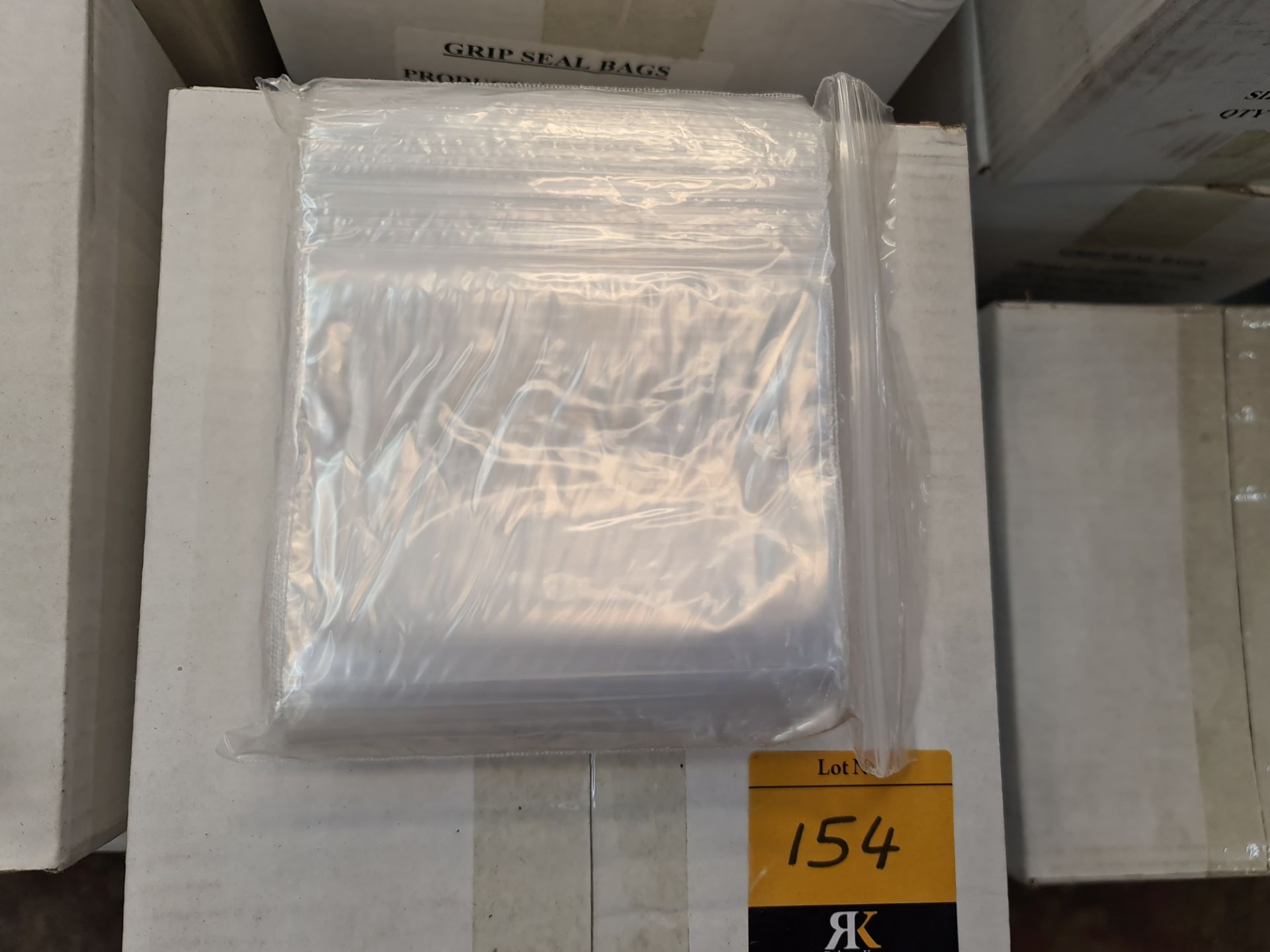 9 boxes of Grip Seal bags - each box contains 1,000 114 x 114mm bags - Image 4 of 4