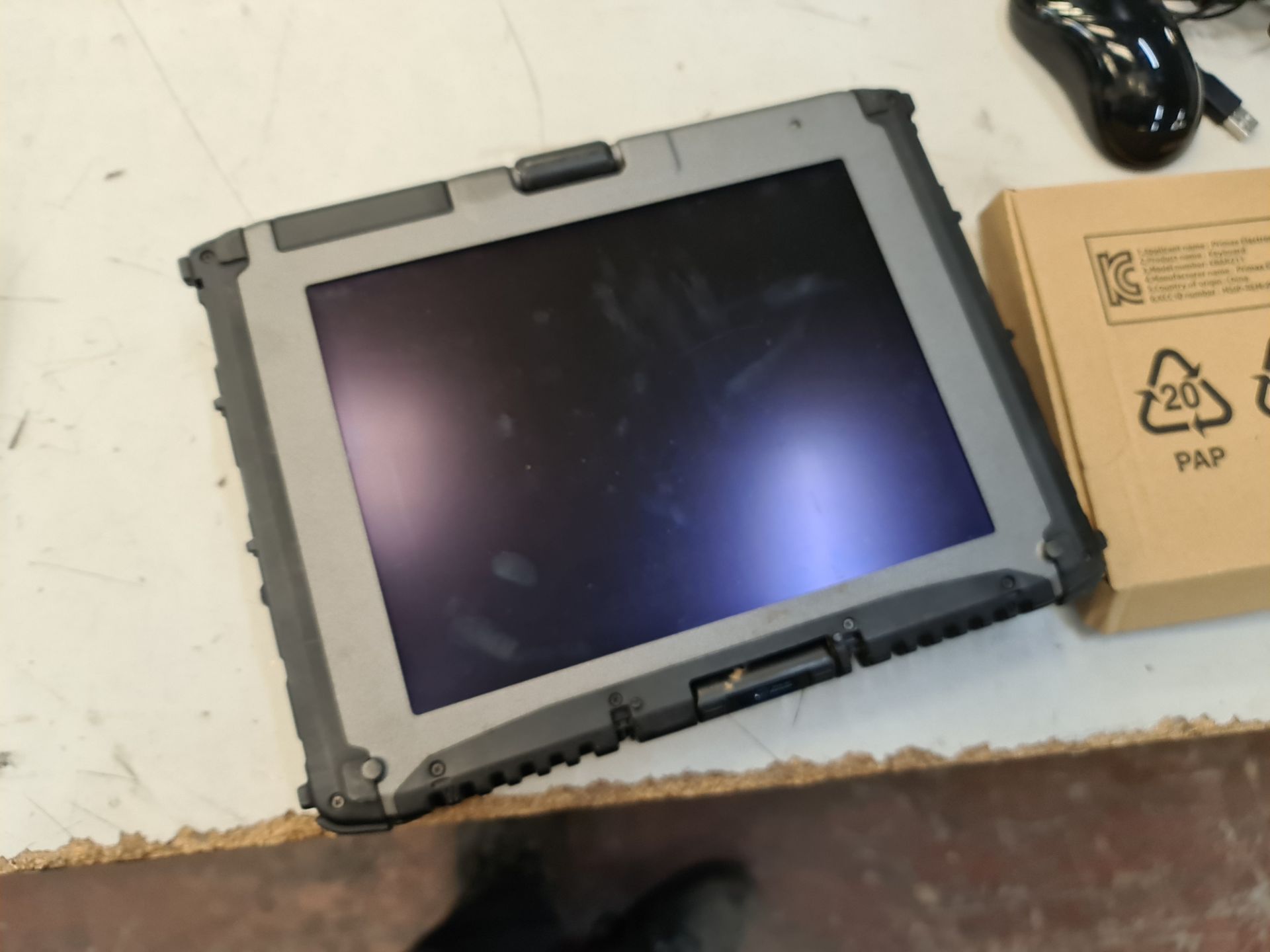 Getac combination laptop/tablet in heavy-duty case - no ancillaries - Image 4 of 6