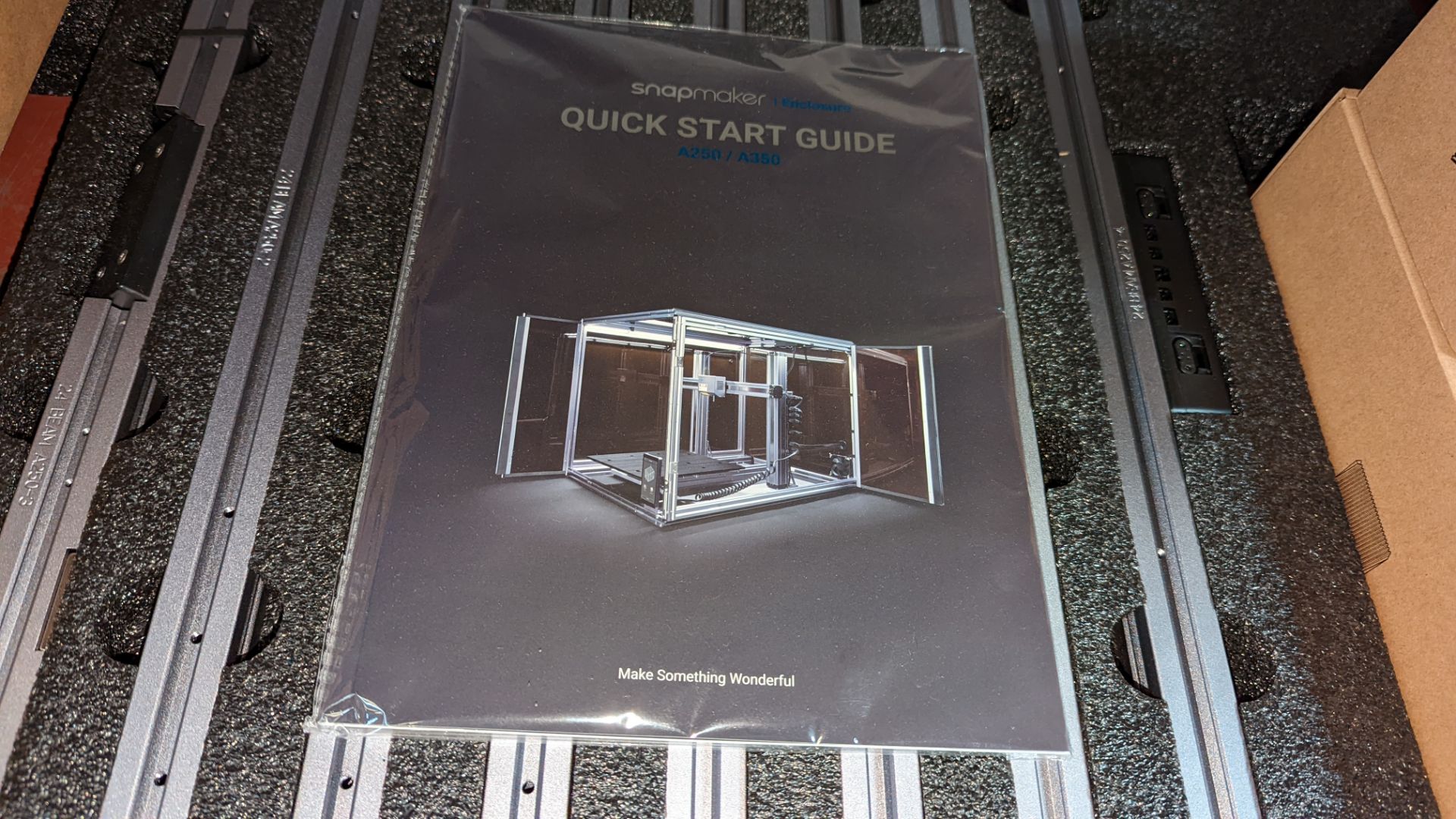 Snapmaker enclosure for use with model A250 - no banding, removed from box, as pictured - box includ - Image 3 of 5
