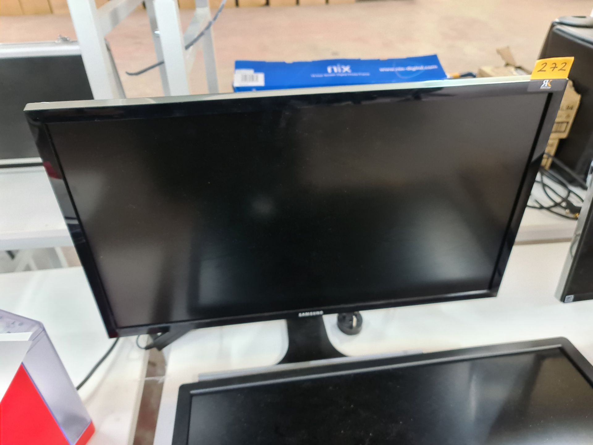 Samsung 24" widescreen monitor including stand