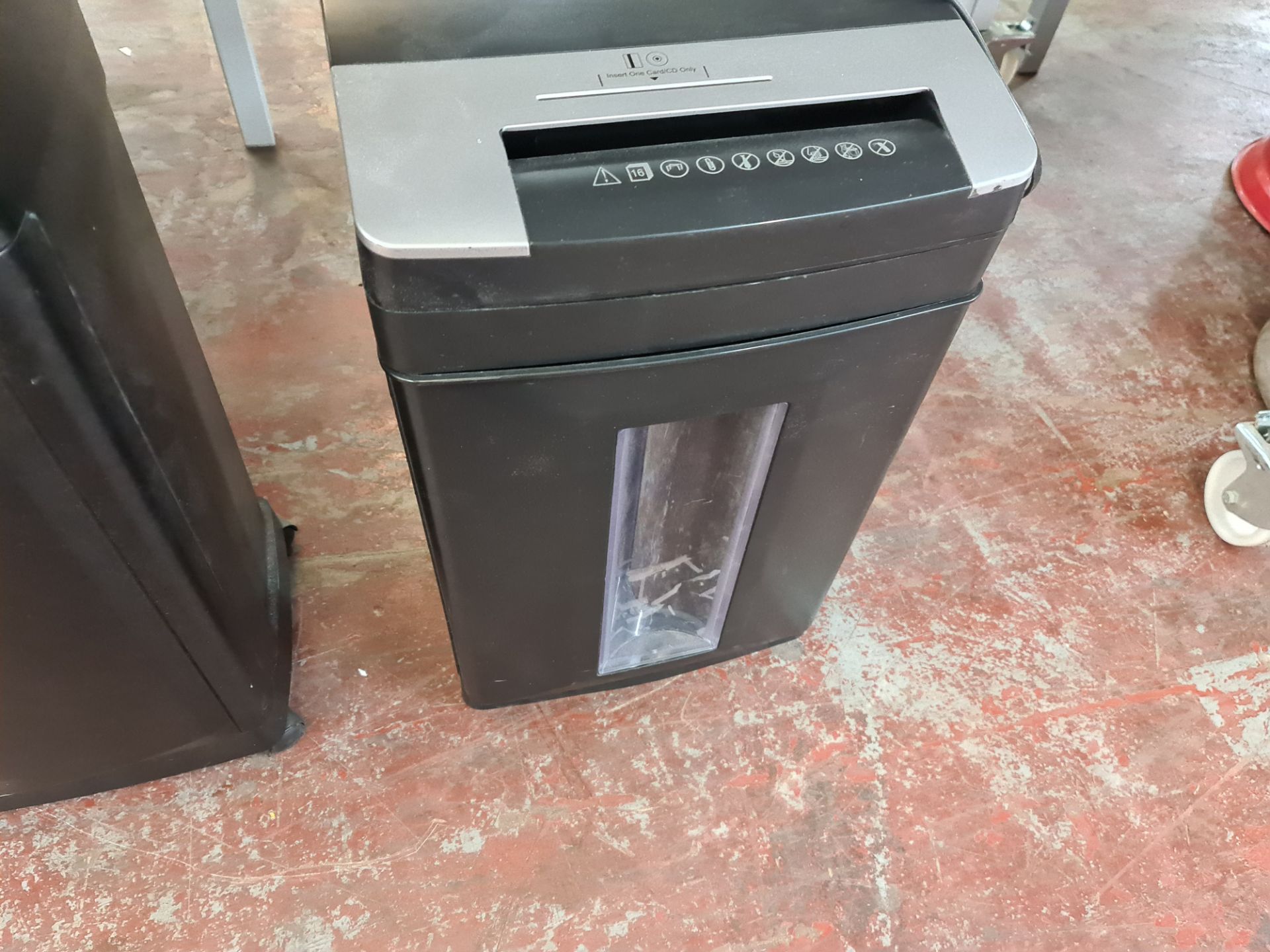 2 assorted floor standing paper shredders - Image 5 of 9