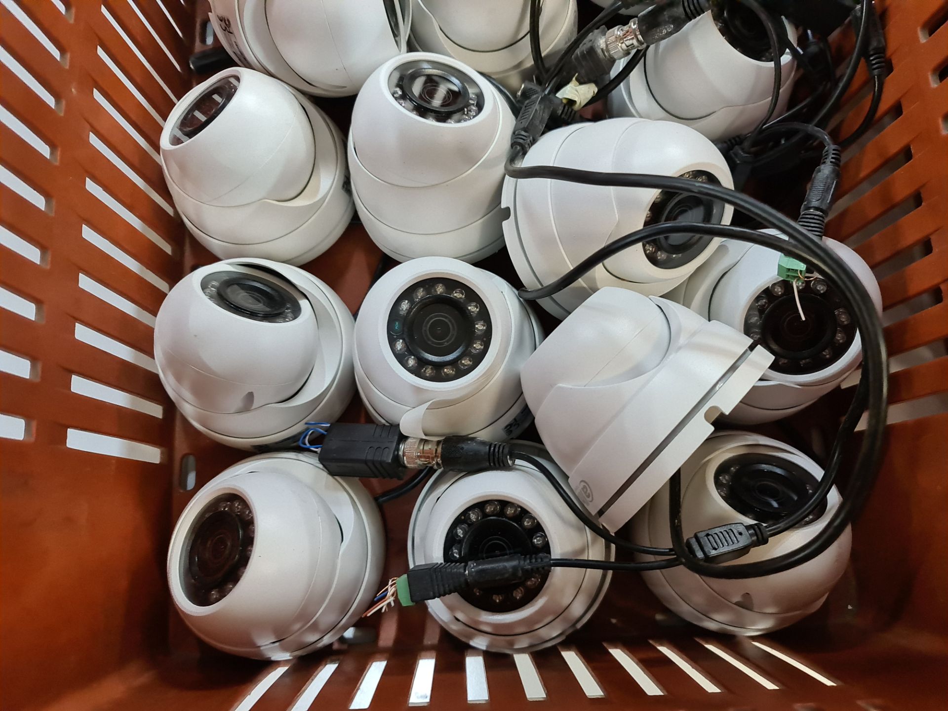 19 off Alhua CCTV cameras - Image 2 of 4