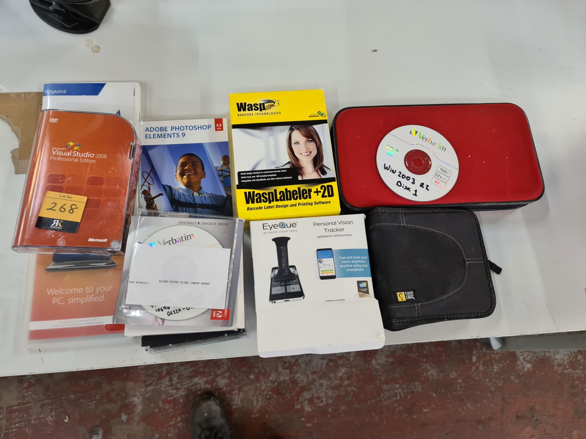 Quantity of assorted software & other IT items as pictured