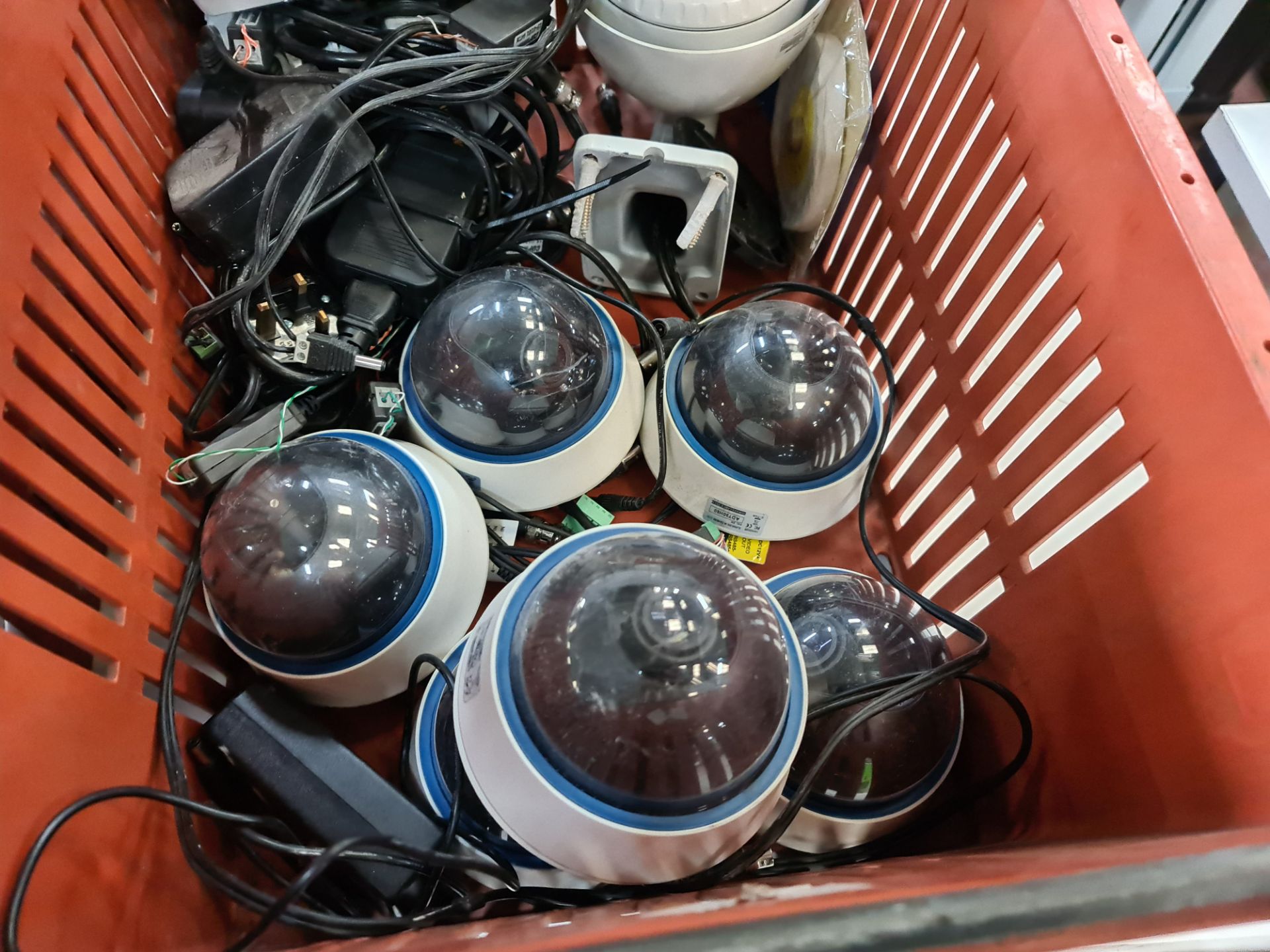 Contents of a crate of CCTV equipment comprising 7 cameras plus other miscellaneous items - Image 2 of 4