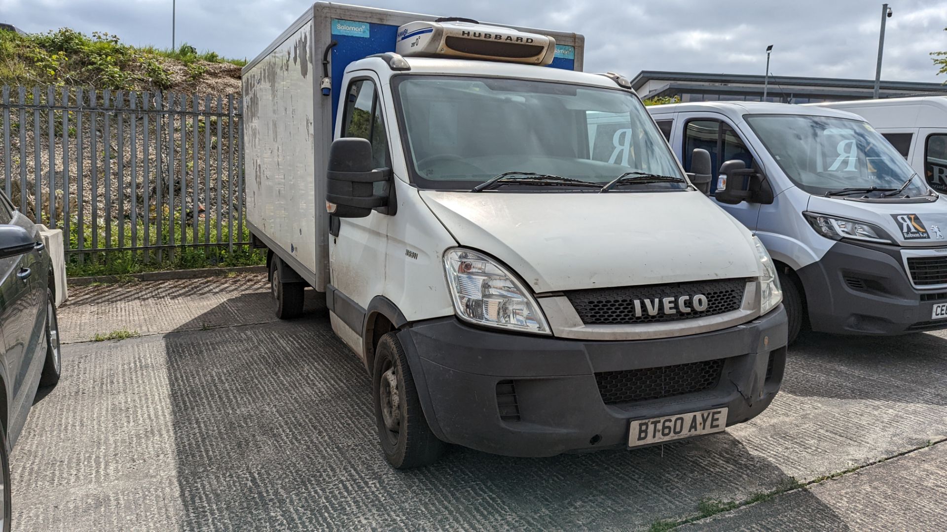BT60 AYE Iveco Daily 35S11 MWB refrigerated box van with multiple compartments (ex-Tesco), 5 speed a