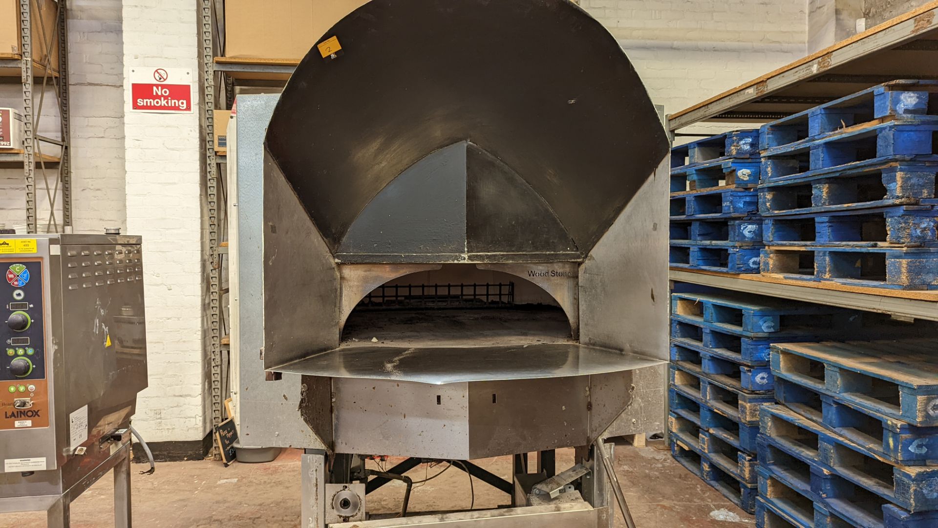 Large Wood Stone pizza oven on stand - Image 15 of 15