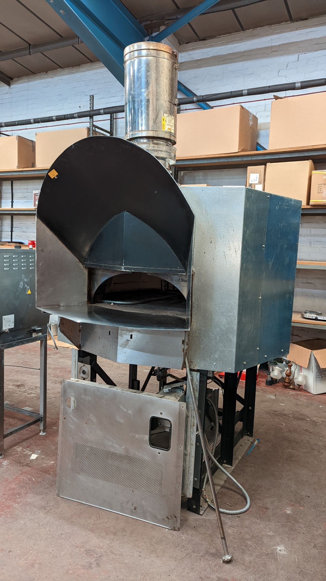 Large Wood Stone pizza oven on stand - Image 3 of 15