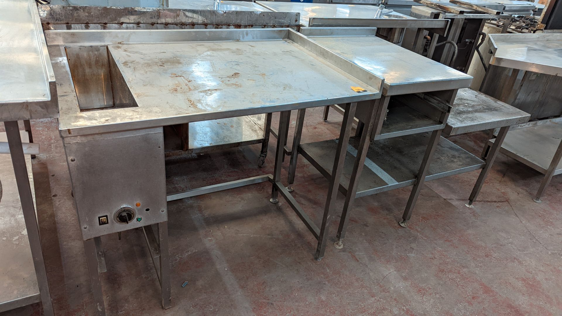 2 off unusually shaped stainless steel tables - Image 2 of 8