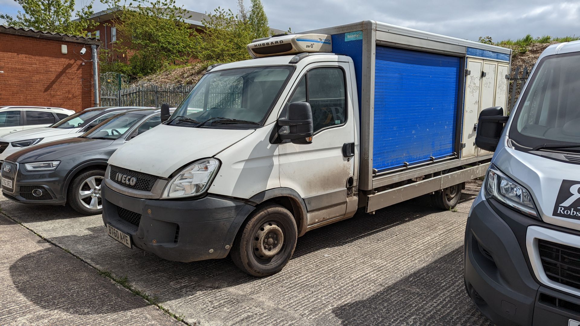 BT60 AYE Iveco Daily 35S11 MWB refrigerated box van with multiple compartments (ex-Tesco), 5 speed a - Image 8 of 47