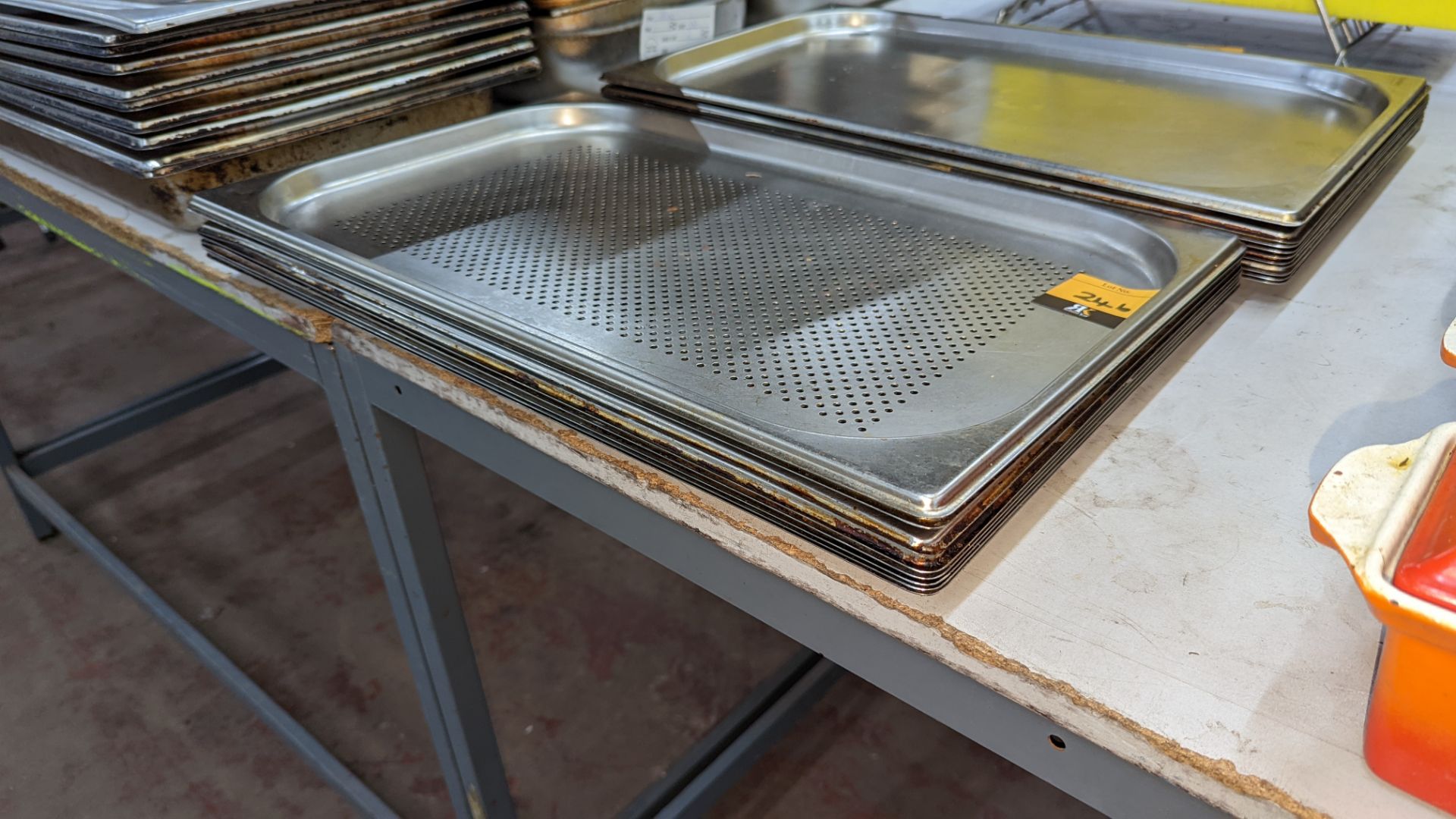 2 stacks of stainless steel rectangular trays including one perforated tray - Image 3 of 4