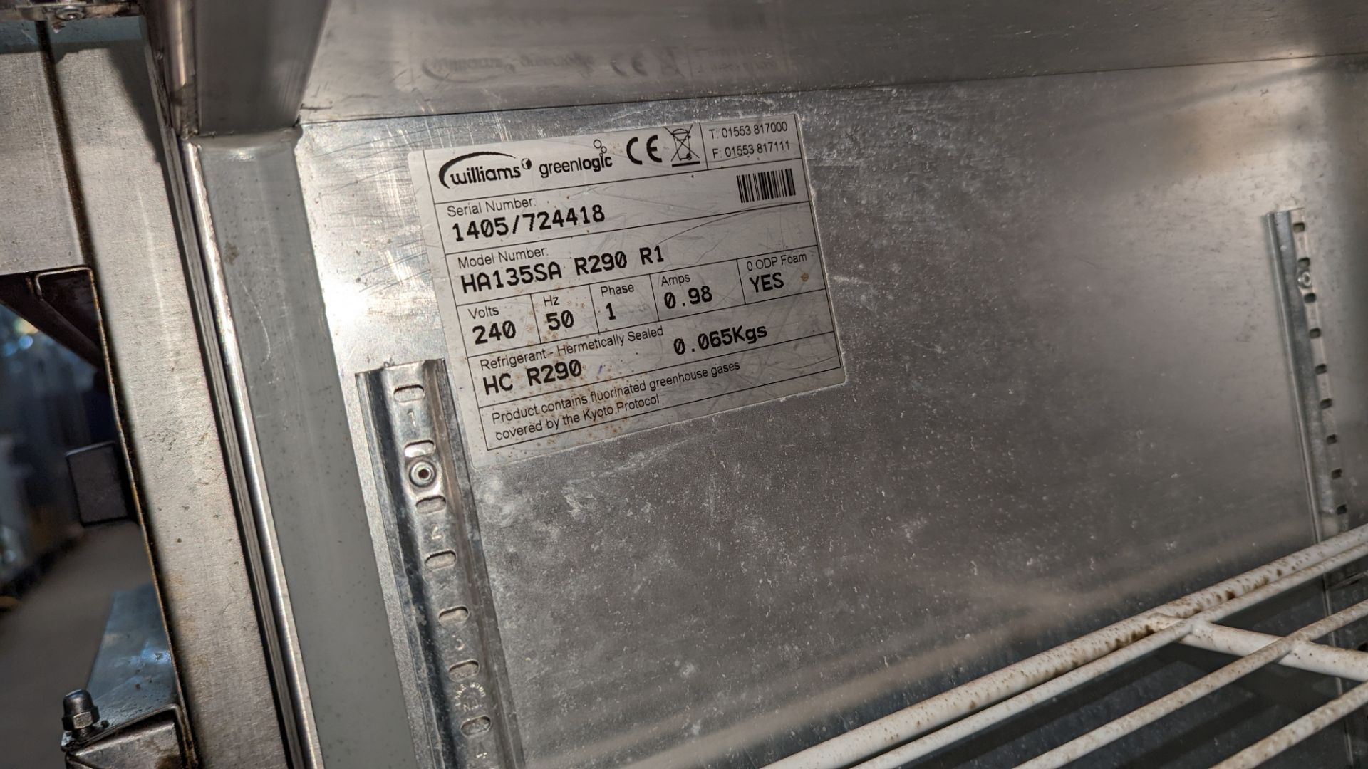 Williams stainless steel under counter commercial fridge - Image 4 of 4