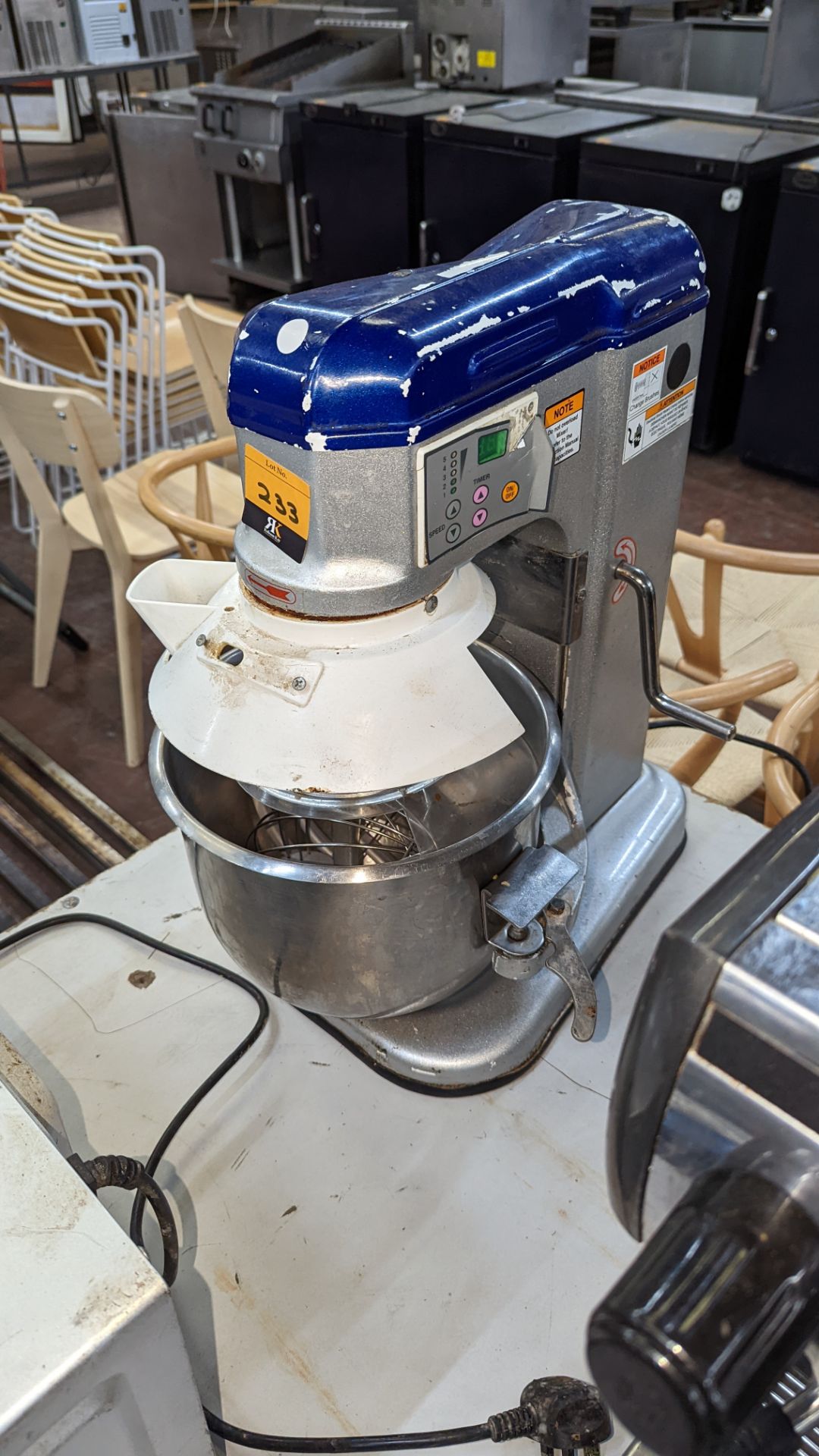 Vollrath heavy-duty mixer with removable bowl & 3 assorted attachments (whisk, paddle & hook) - Image 3 of 8