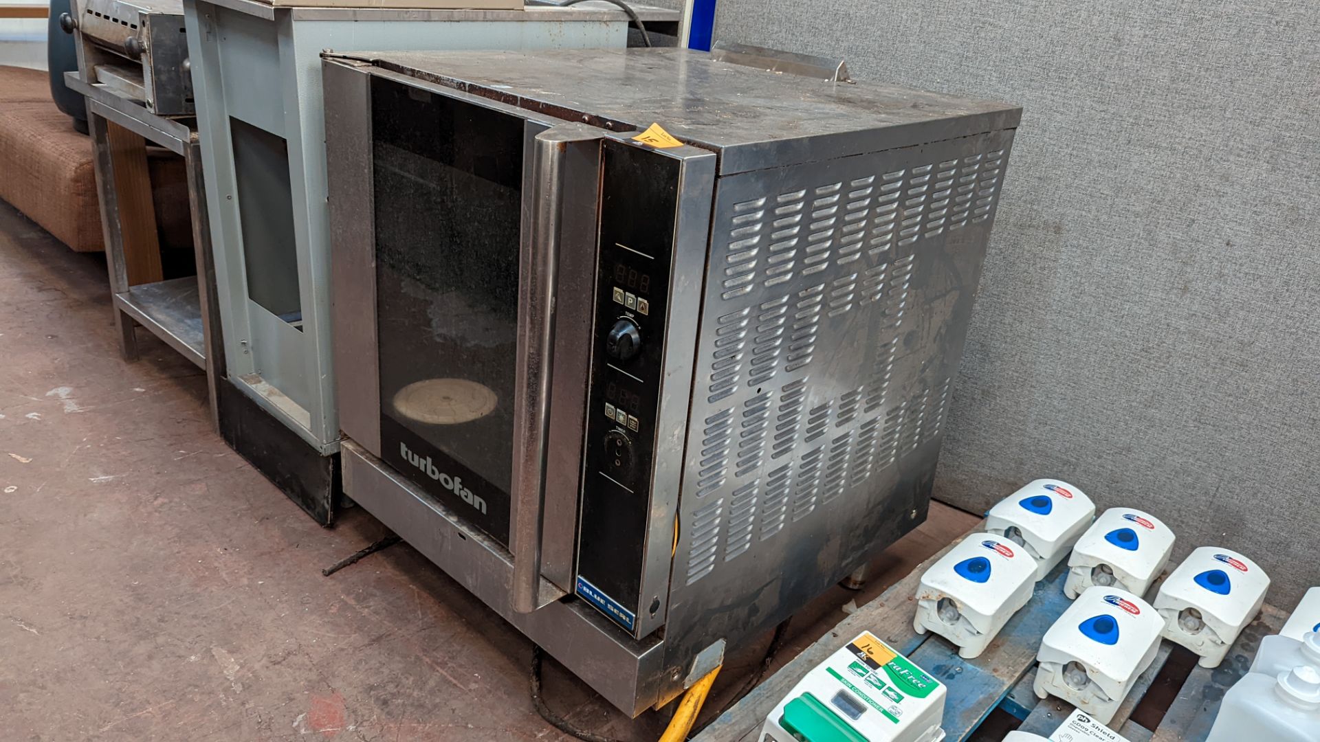 Turbo fan gas oven