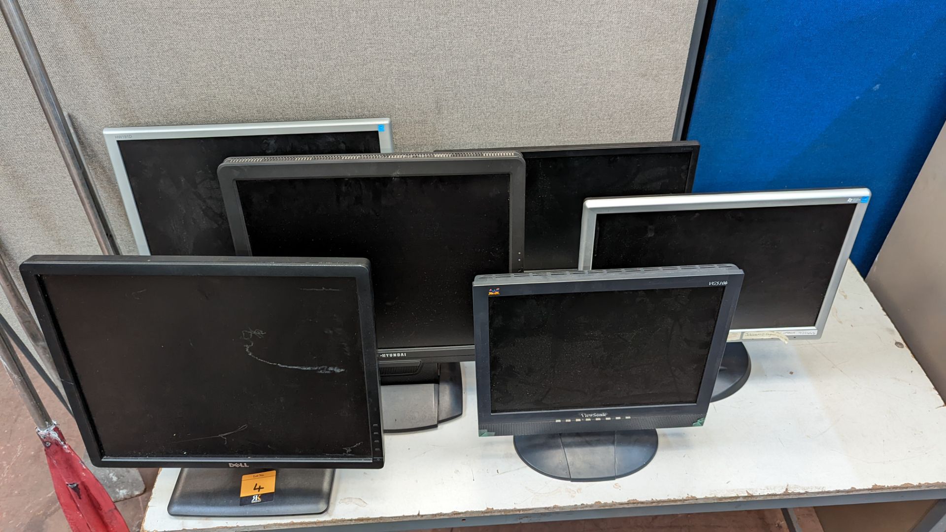 6 off assorted computer monitors - Image 2 of 5