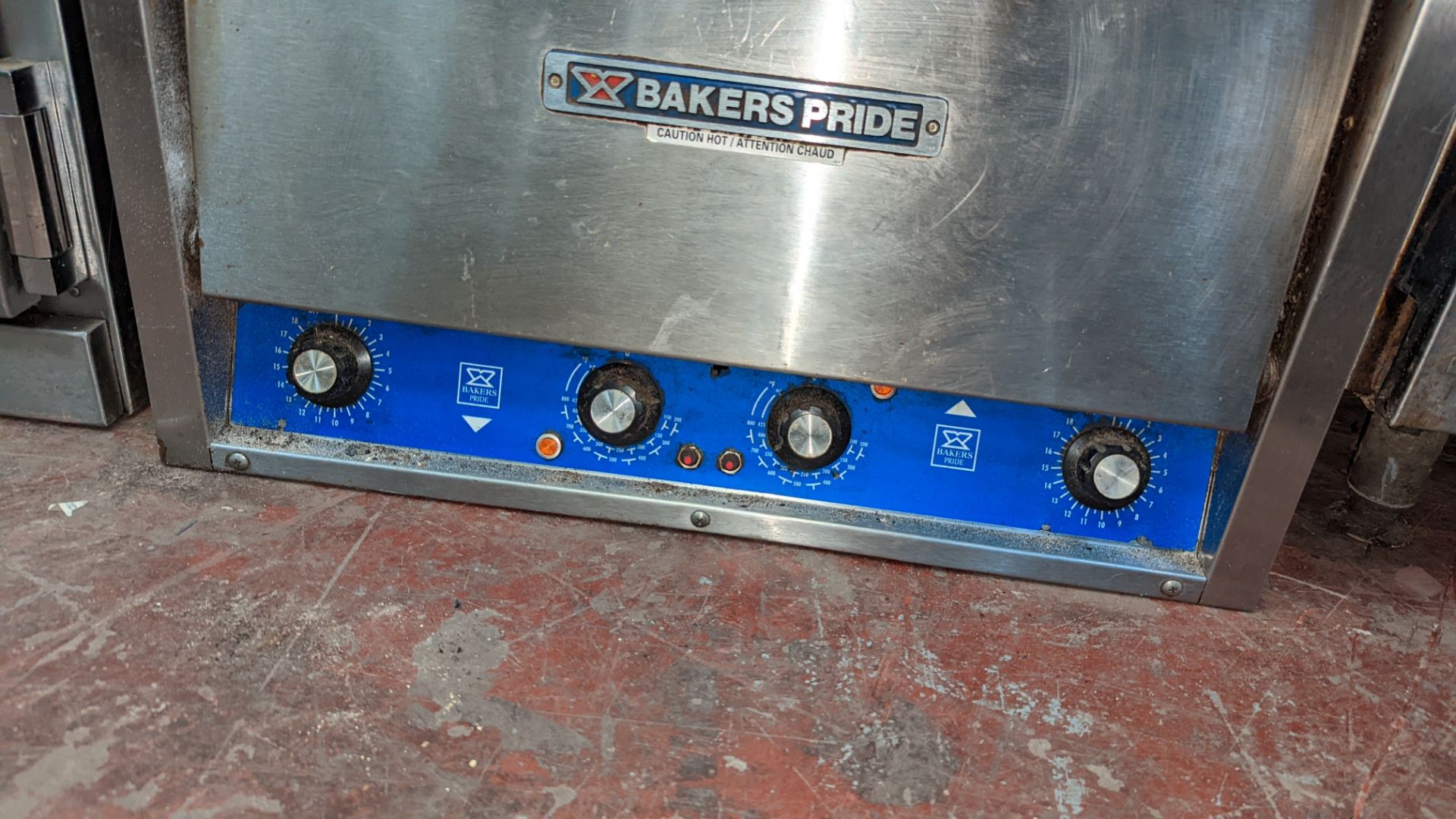 Bakers Pride twin compartment oven - Image 4 of 6