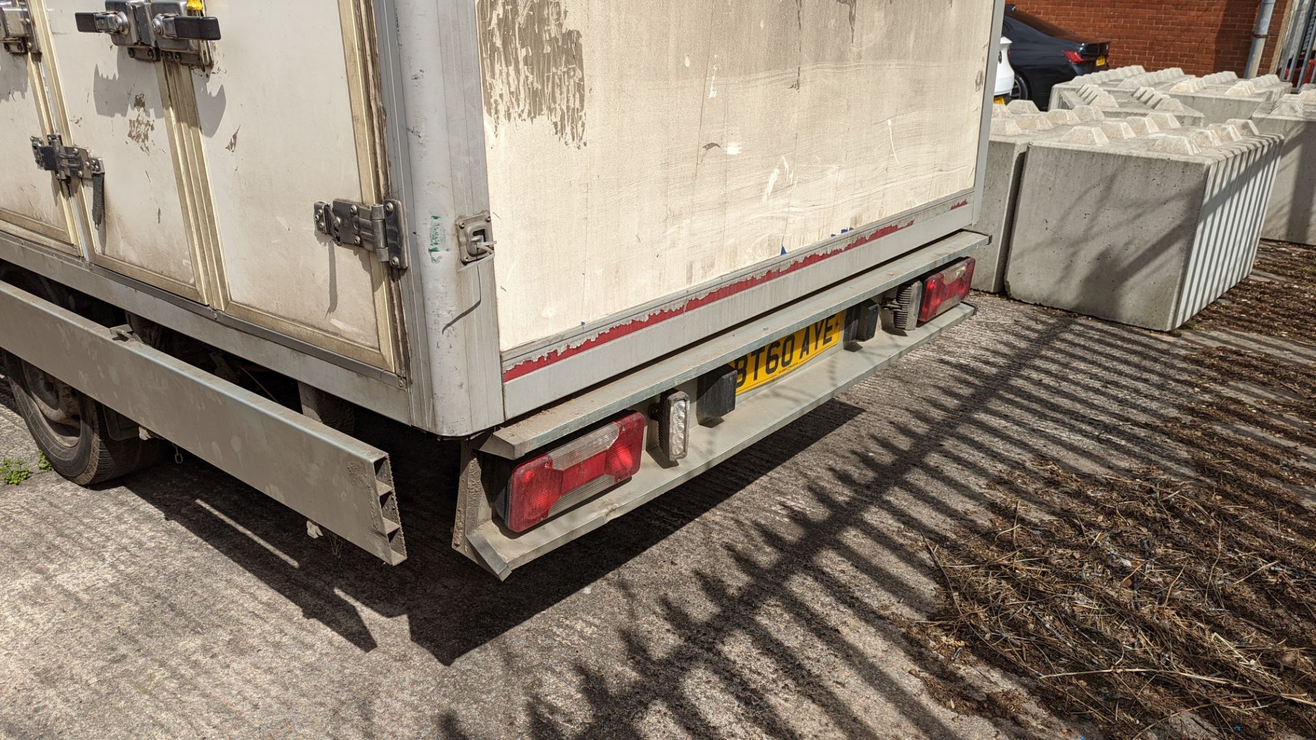 BT60 AYE Iveco Daily 35S11 MWB refrigerated box van with multiple compartments (ex-Tesco), 5 speed a - Image 12 of 47