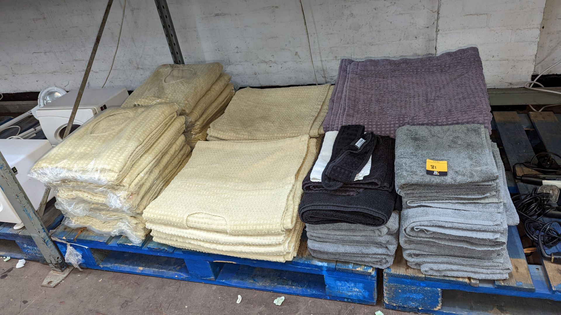 Quantity of towels, mostly designed for use with beauty treatment beds, some of which are in sealed - Image 3 of 6