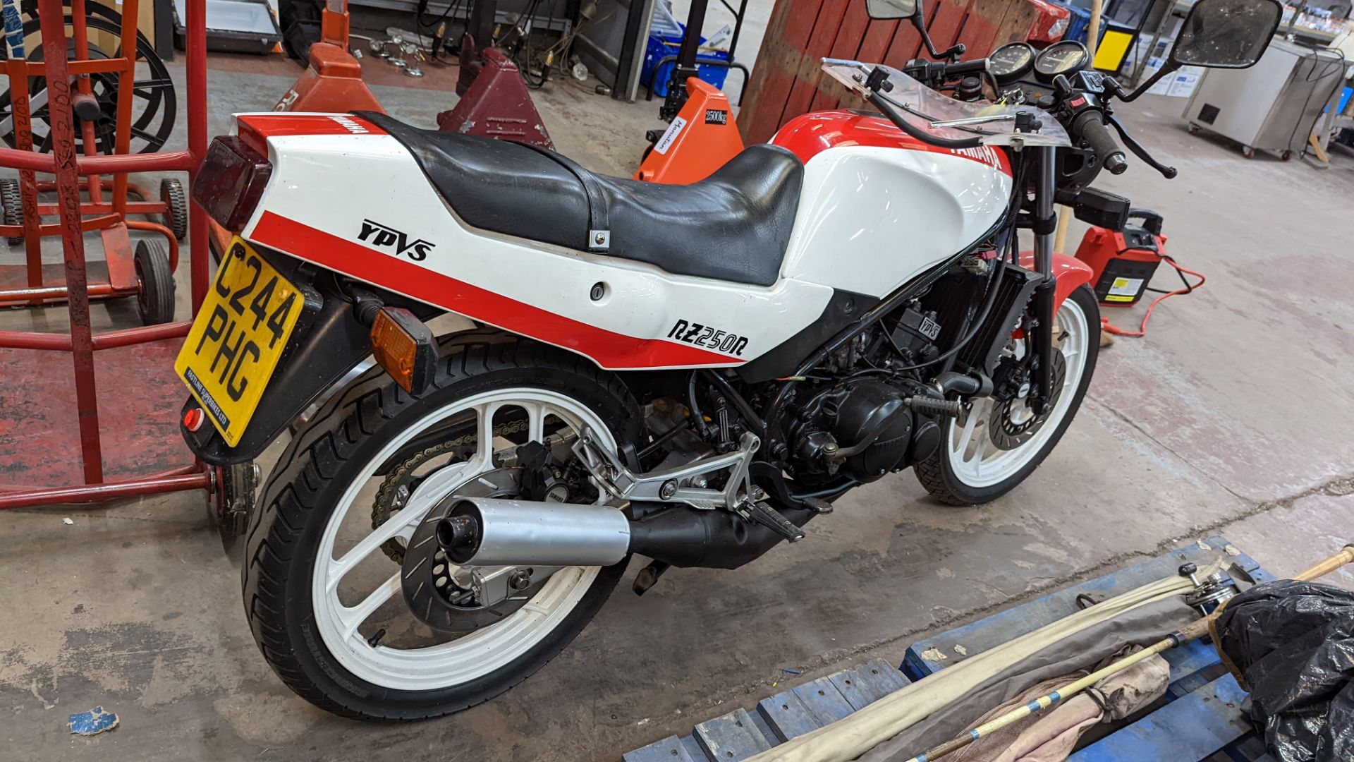 1994 Yamaha RZ250R motorcycle - Image 6 of 23