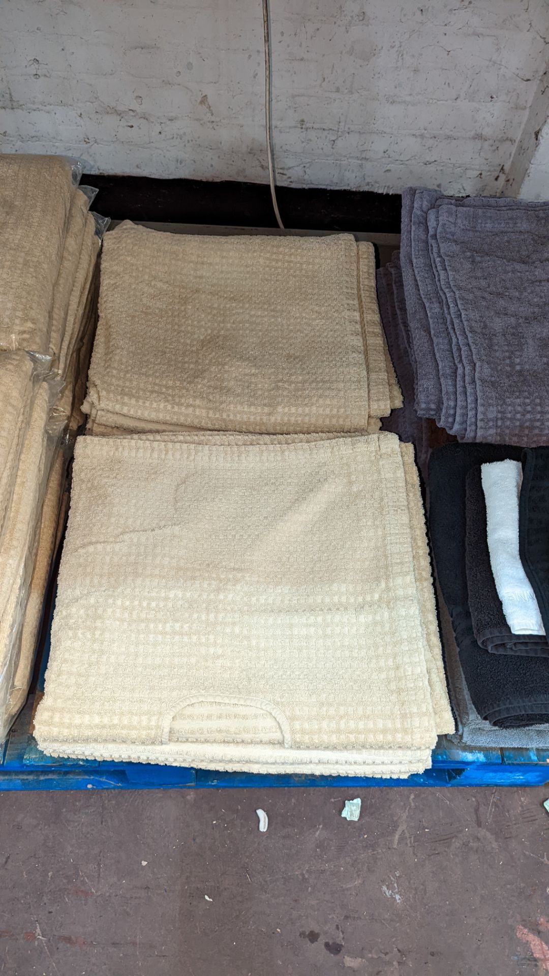 Quantity of towels, mostly designed for use with beauty treatment beds, some of which are in sealed - Image 5 of 6