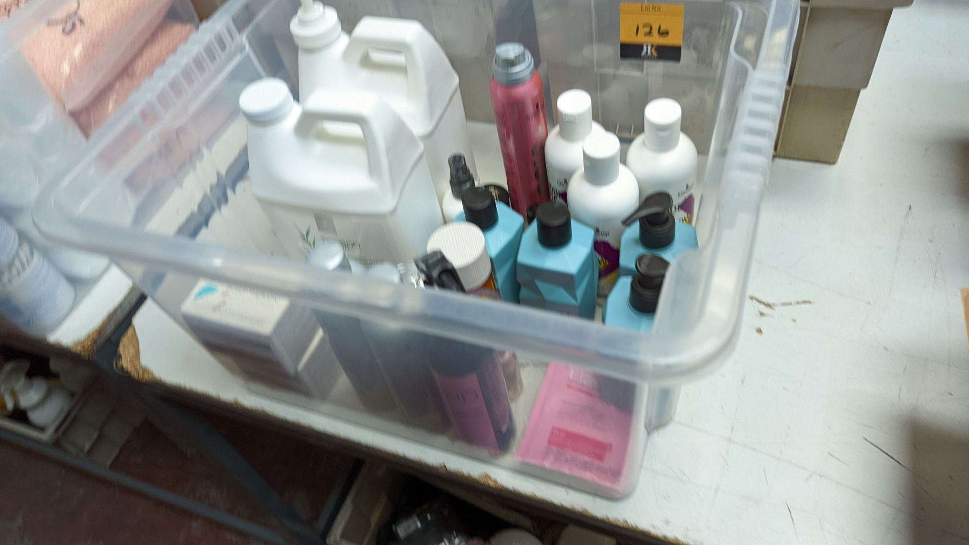 Contents of a crate of assorted shampoo & other products, some of which appear part-used/open - crat - Image 6 of 6