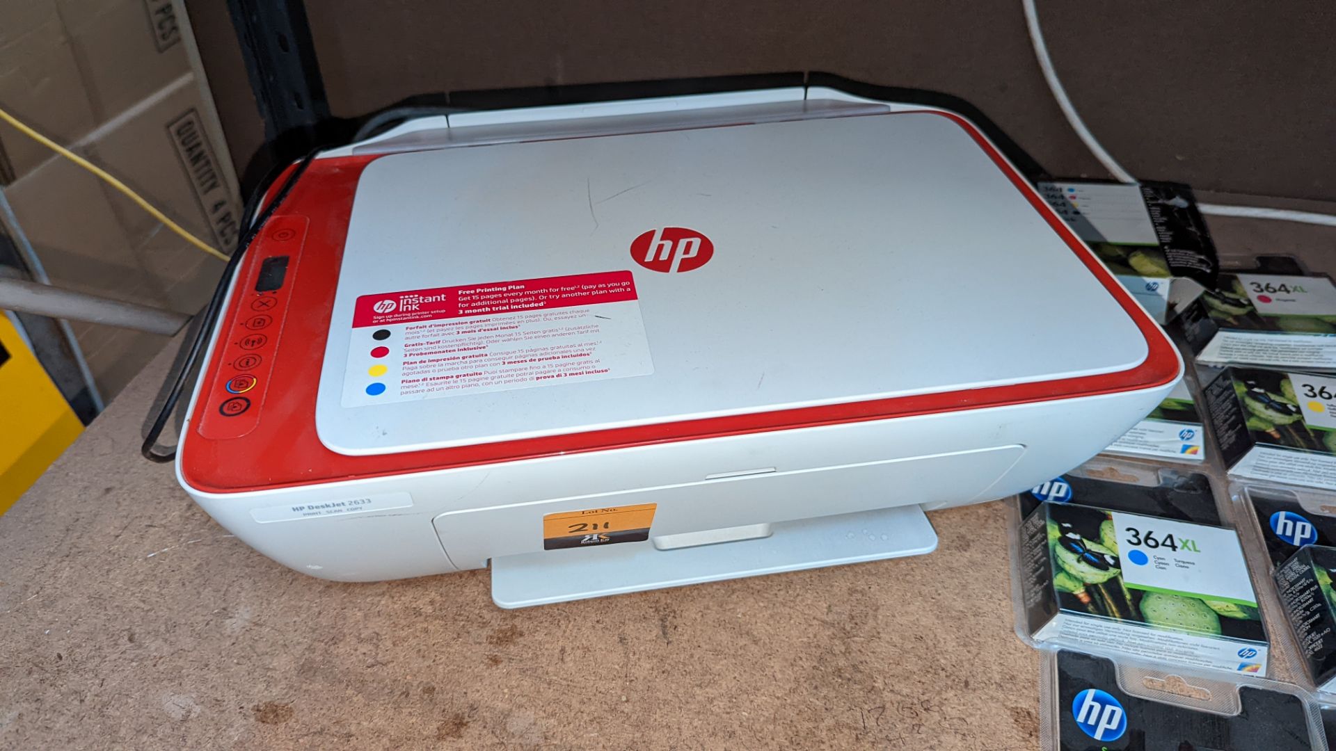 HP DeskJet 2633 plus large quantity of HP cartridges NB. The cartridges appear to be for a different - Image 3 of 7