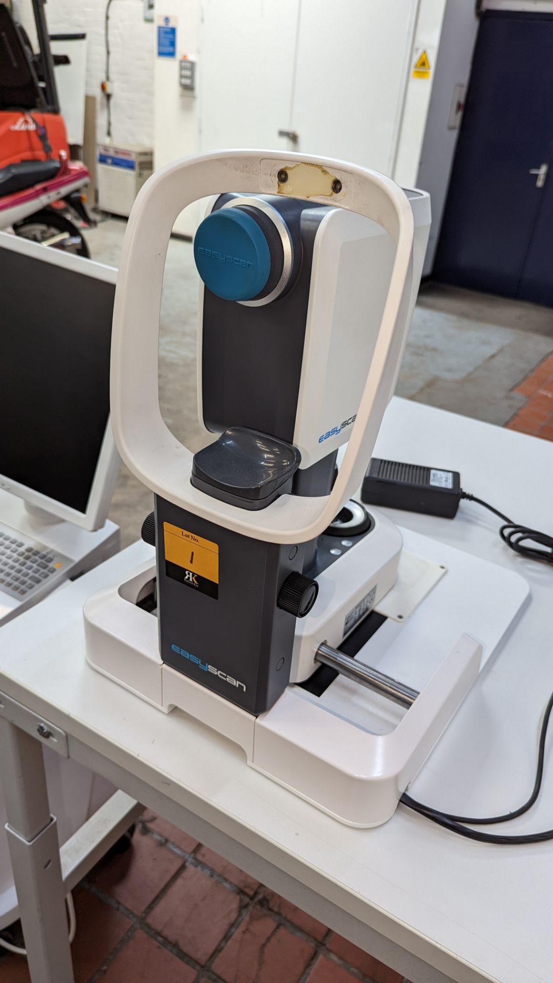 EasyScan digital retinal imaging scanner, including HP laptop computer and Topcon ATE-600 motorized - Image 29 of 42