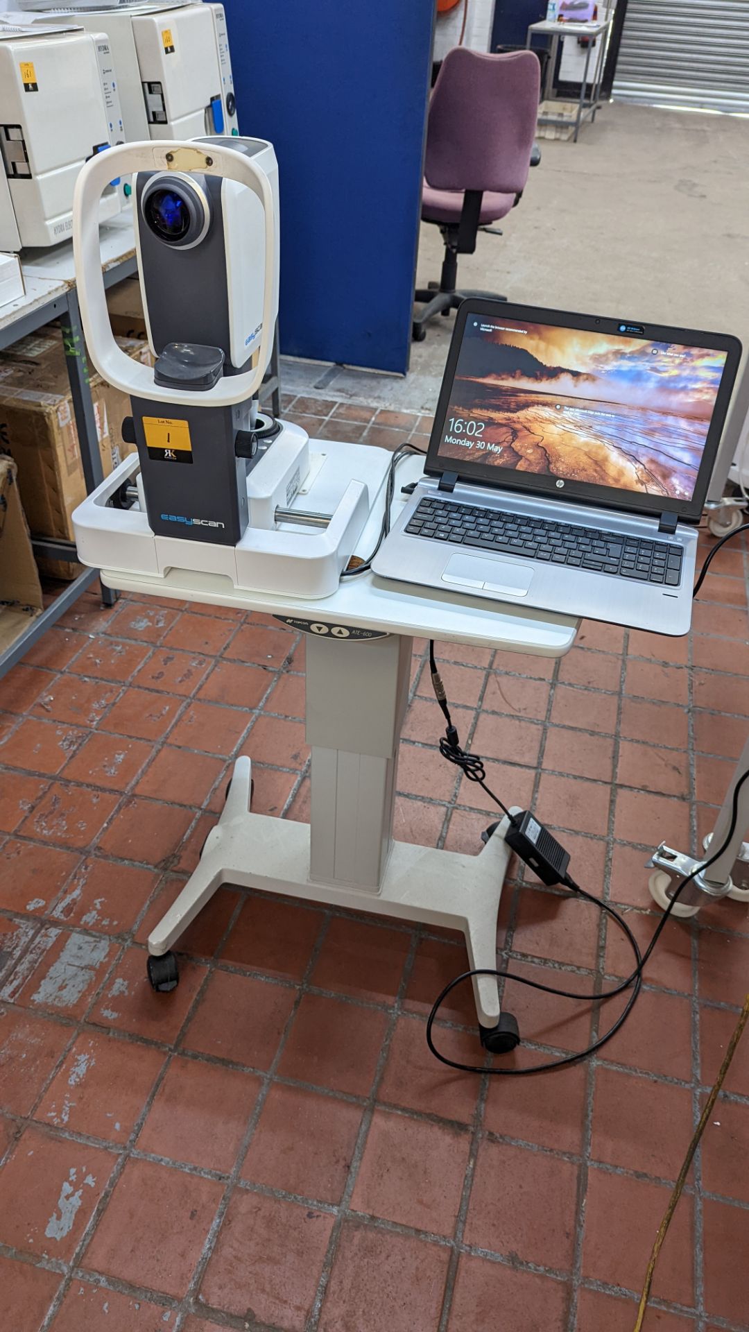 EasyScan digital retinal imaging scanner, including HP laptop computer and Topcon ATE-600 motorized - Image 41 of 42