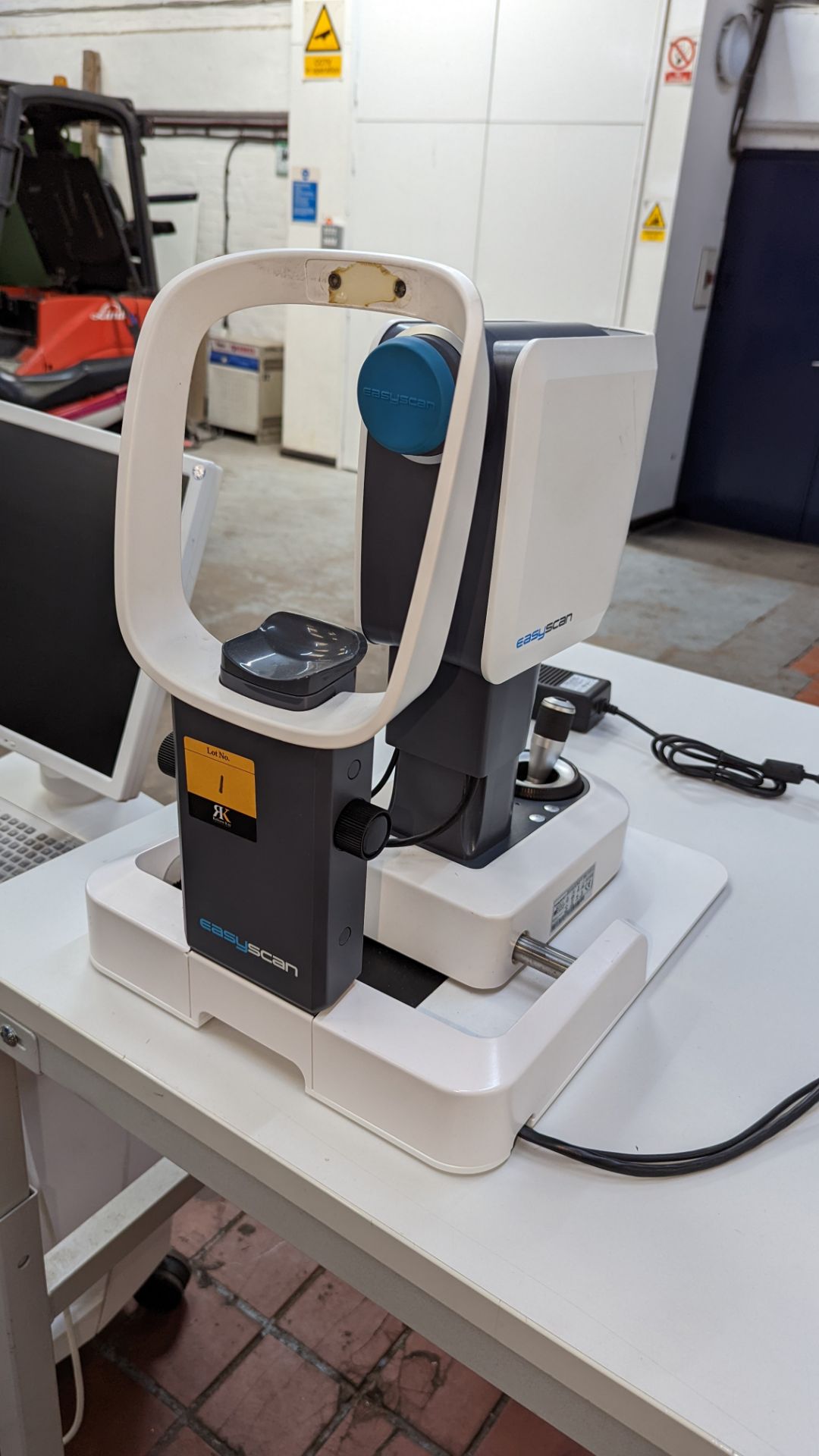 EasyScan digital retinal imaging scanner, including HP laptop computer and Topcon ATE-600 motorized - Image 16 of 42