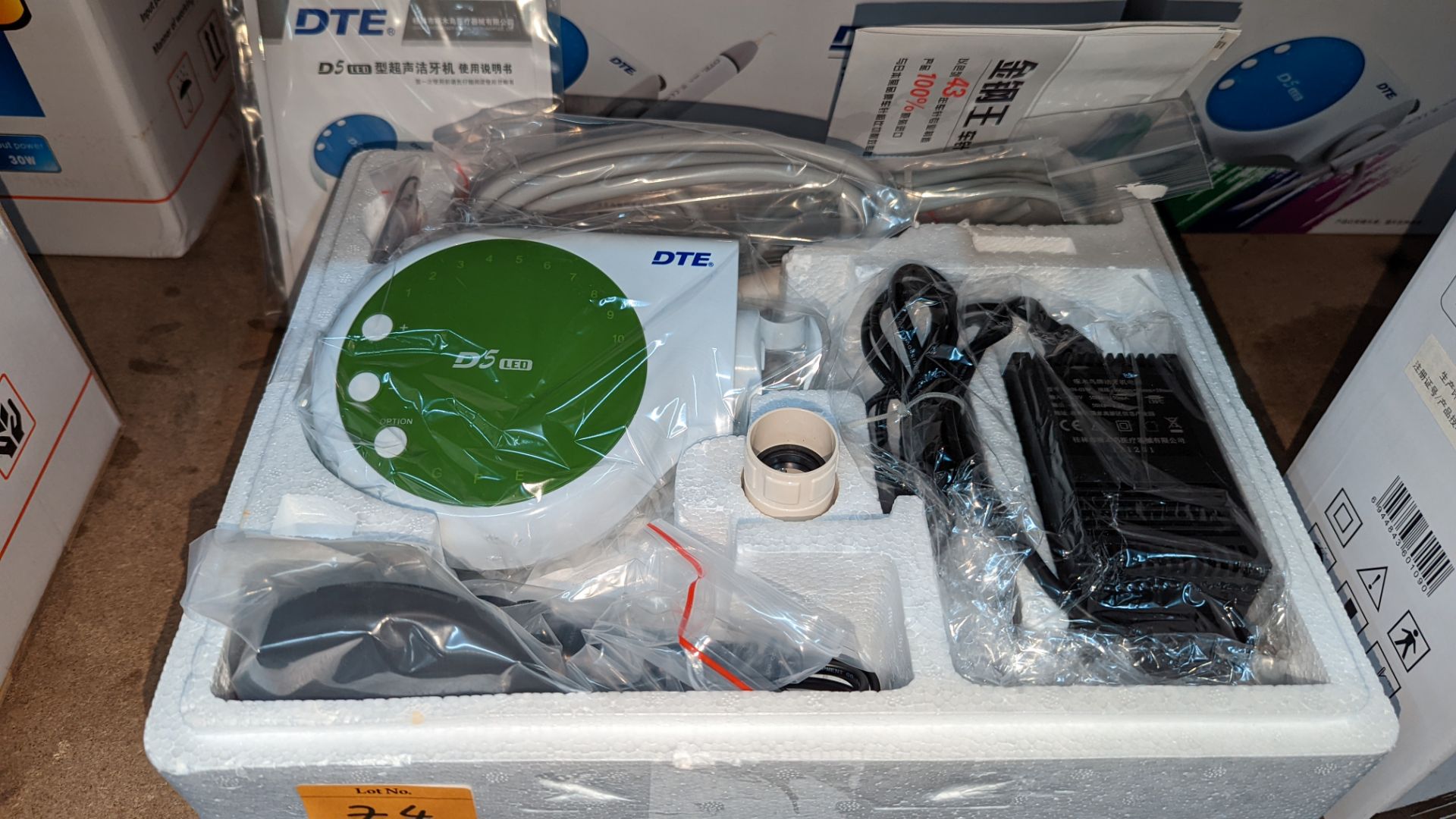 DTE D5 LED ultrasonic piezo scaler - Image 4 of 6