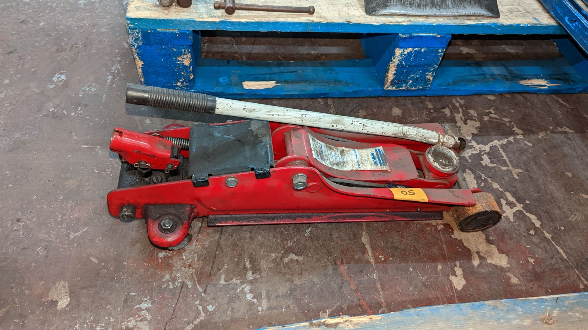 Yankee model 1020LE 2tonne jack