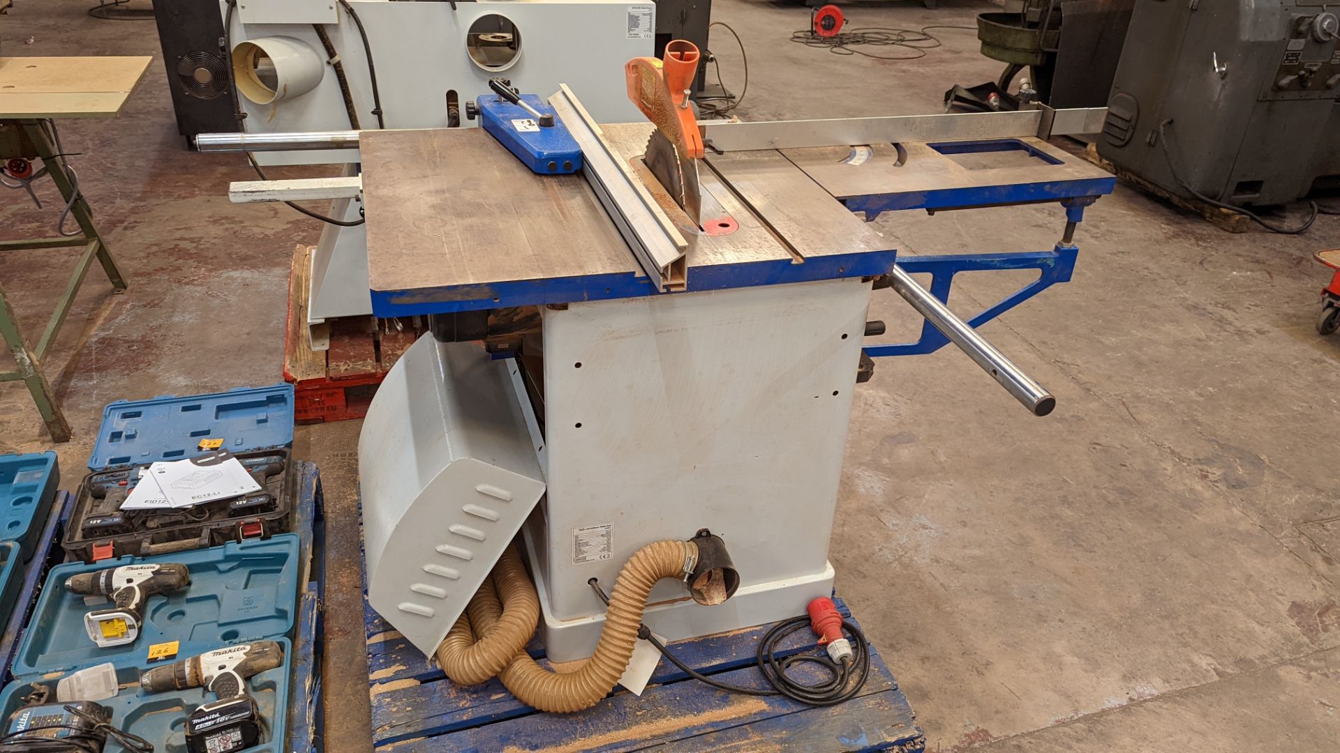 Axminster model TSCE-12R Industrial Series 350mm table saw - Image 7 of 18