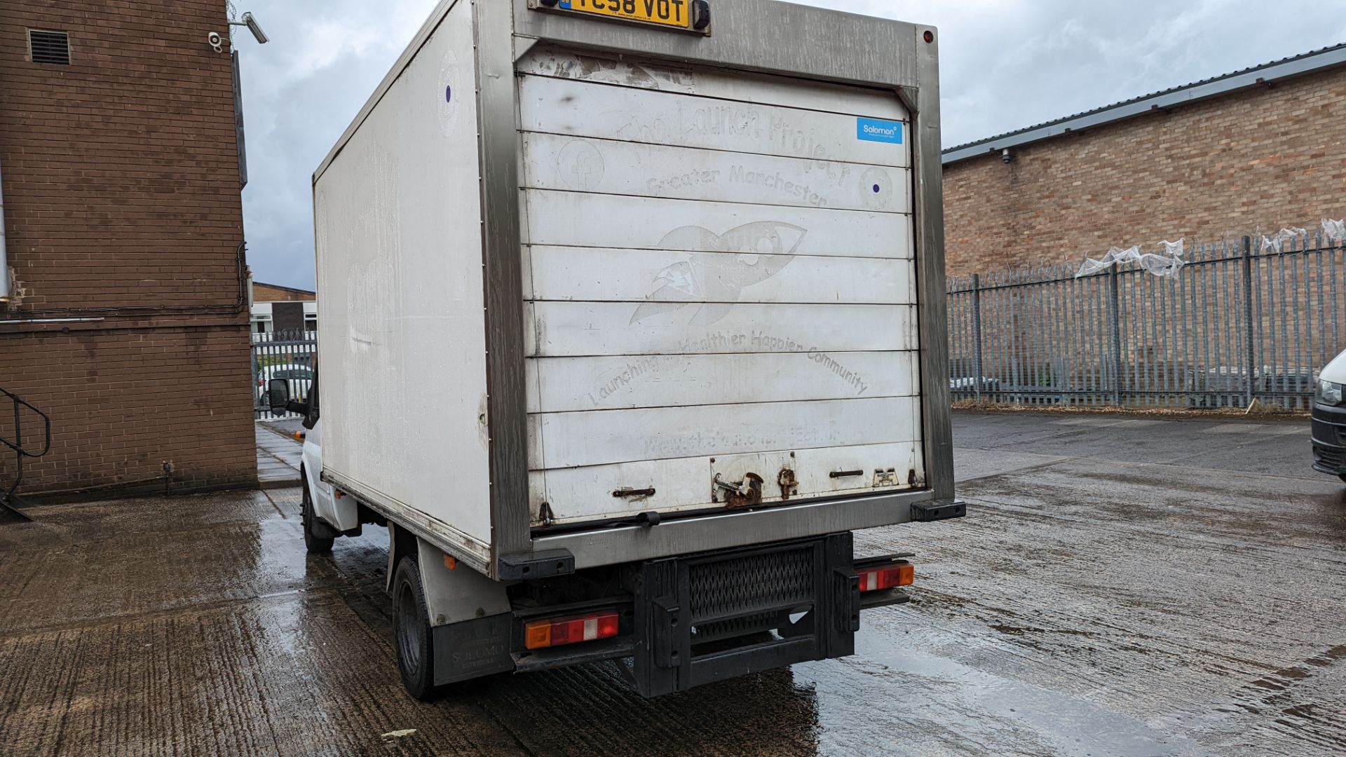 YC58 VOT Ford Transit 115 T350L RWD refrigerated box van, 6 speed manual gearbox, 2402cc diesel engi - Image 9 of 39