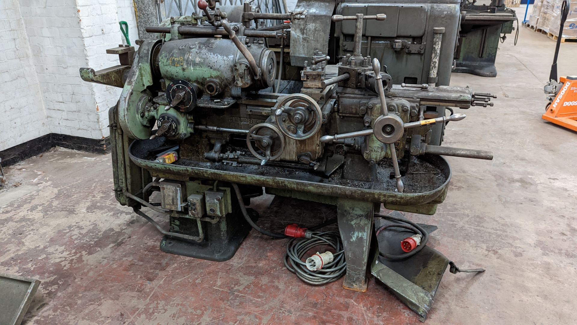 Ward No. 2A lathe - Image 2 of 15